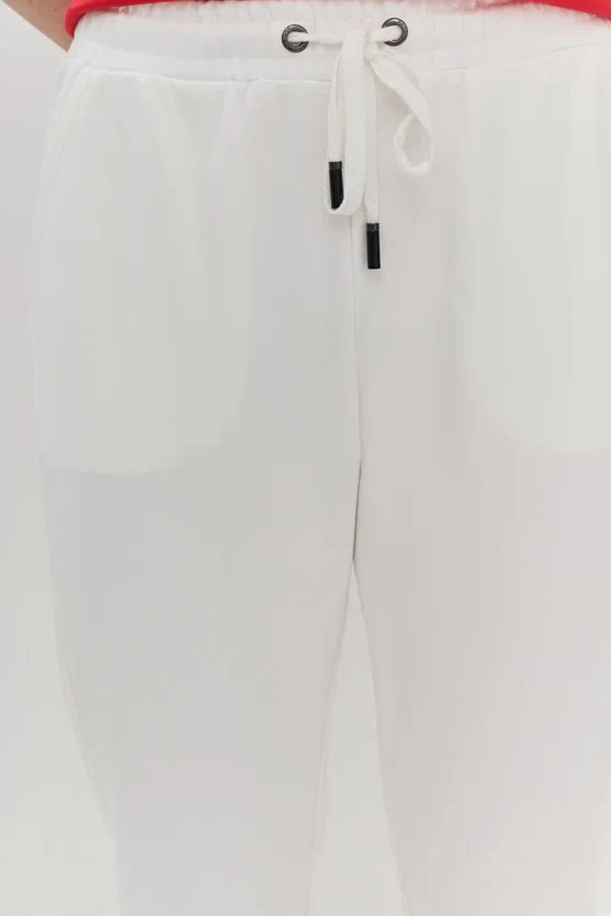 Базовые трикотажные брюки в молочном цвете, 44р