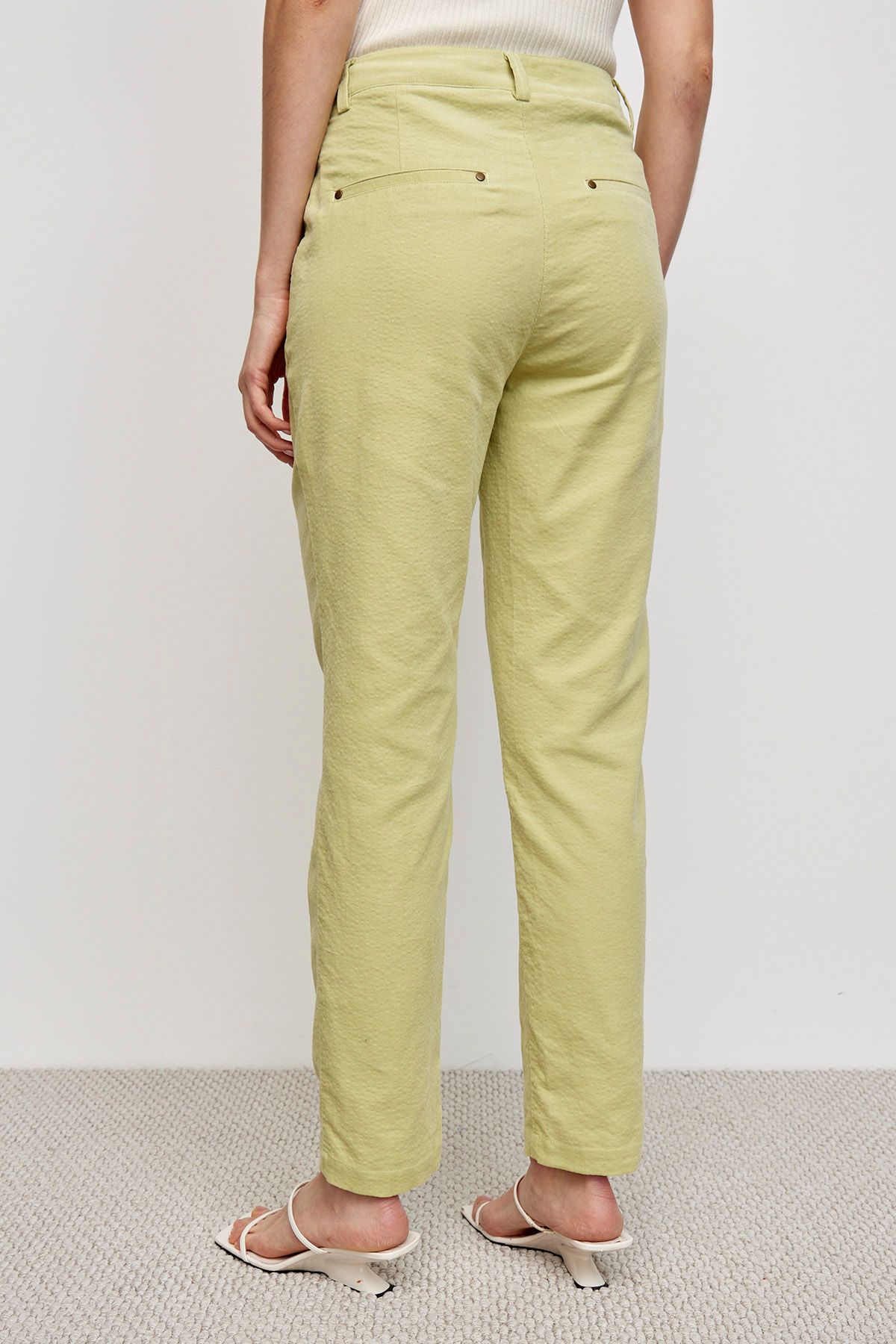 Брюки в цвете лайм со шлёвками, 46р