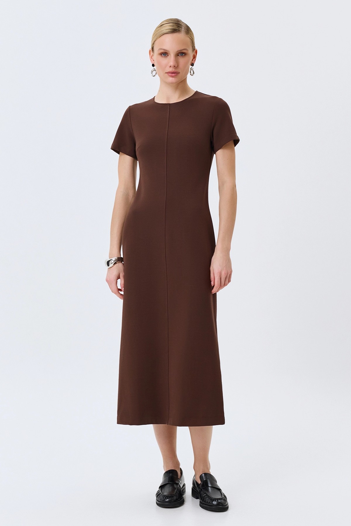 Коричневое базовое платье из смесовой вискозы, 50