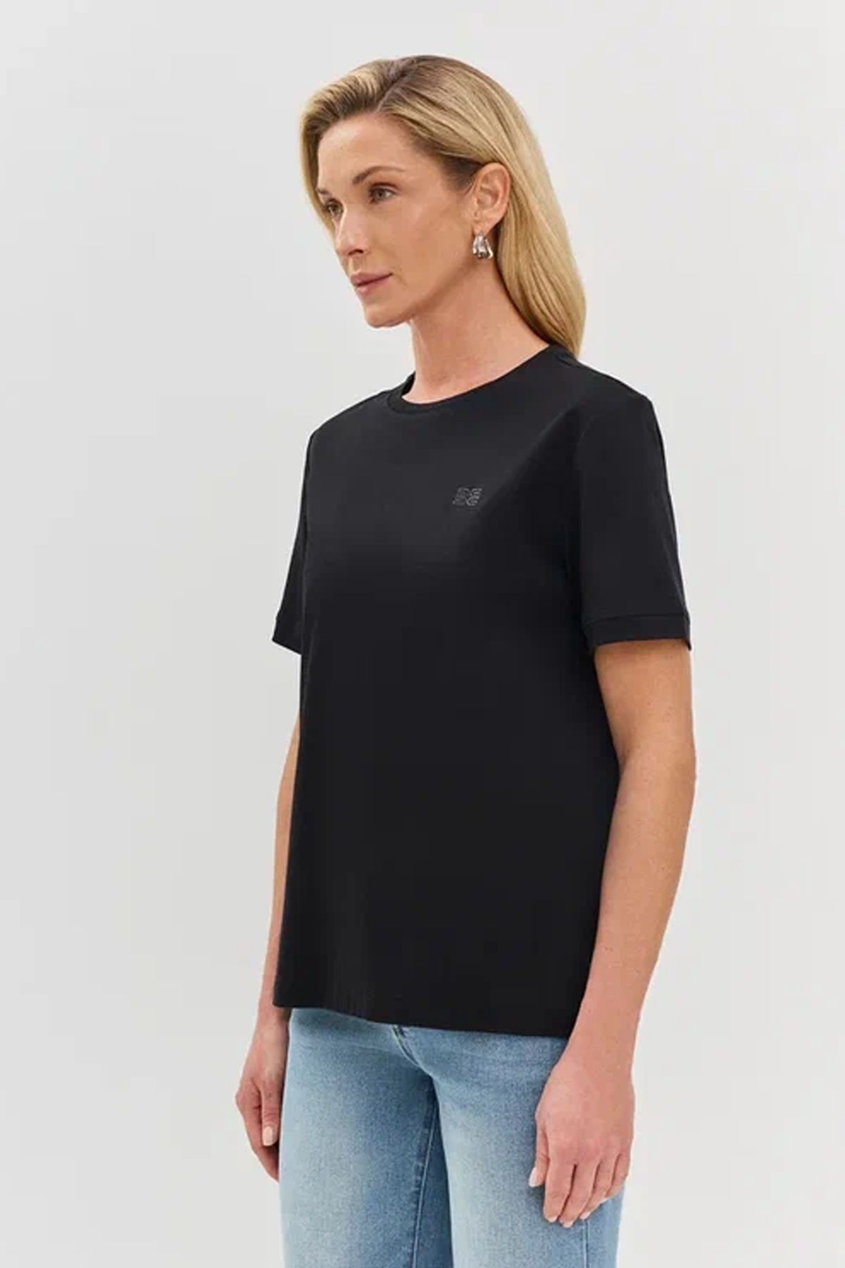 Базовая футболка из мерсеризованного хлопка в черном цвете, 52р