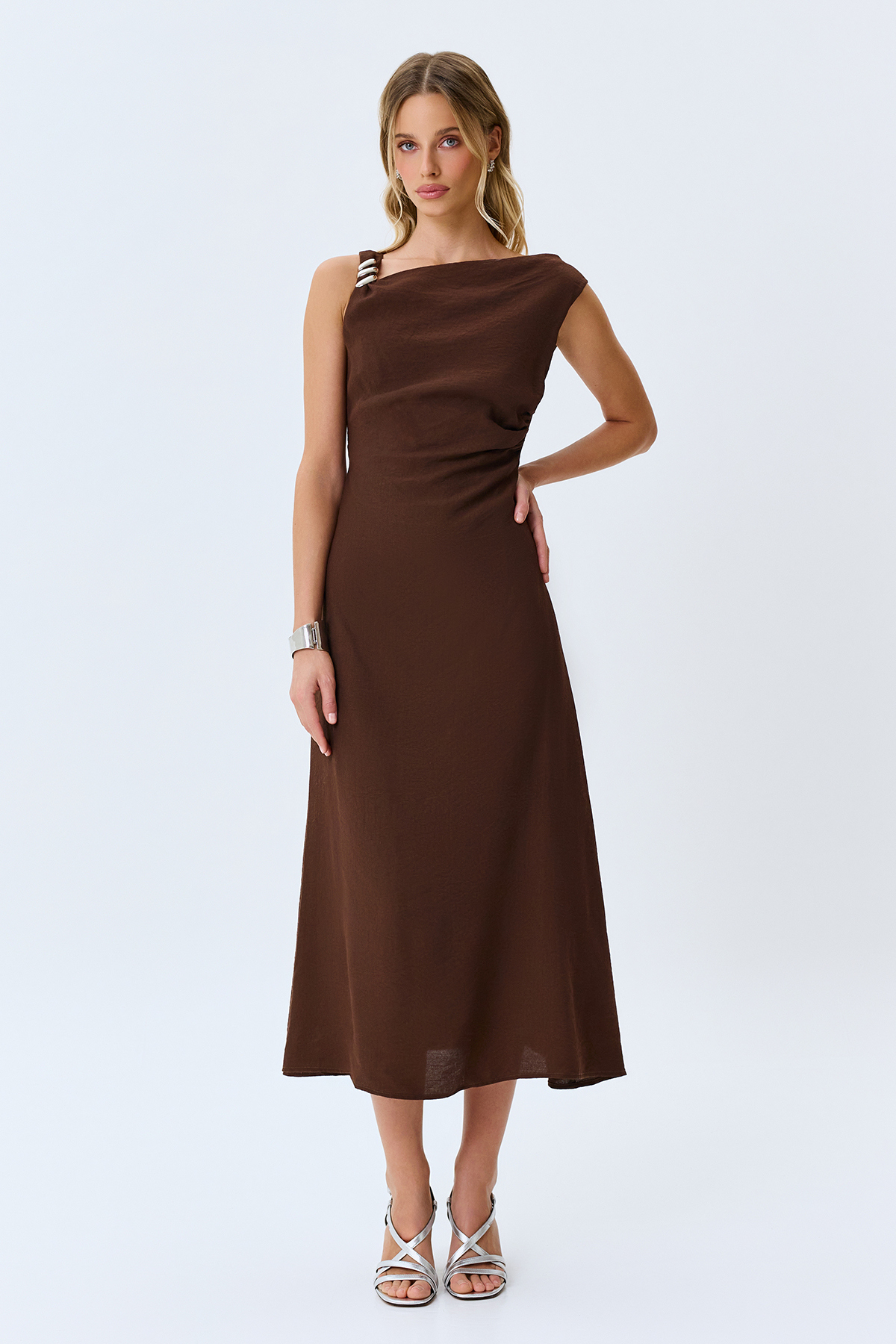 Платье-миди с асимметричным вырезом, 50