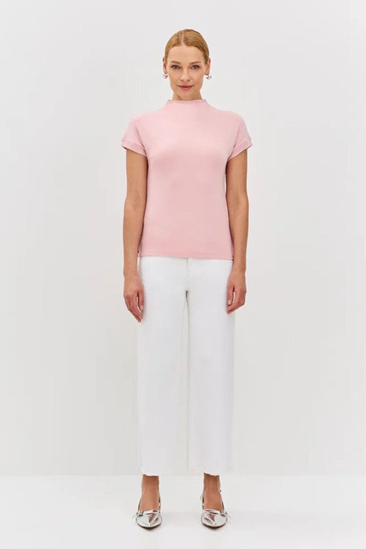 Топ розового цвета с цельнокроеным воротником-стойкой, 42р