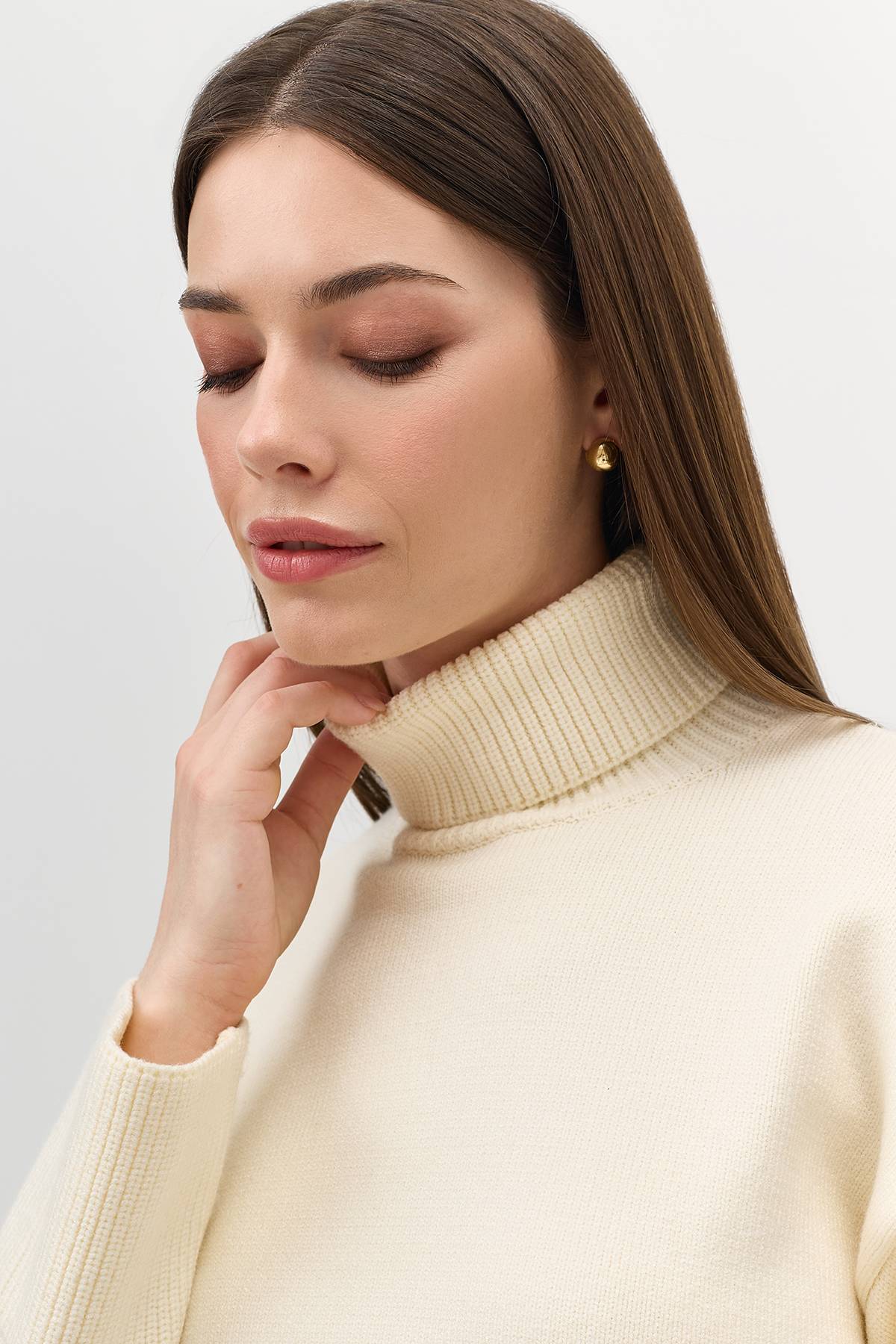 Лимитированная серия джемпер с воротником гольф и ремень, 48