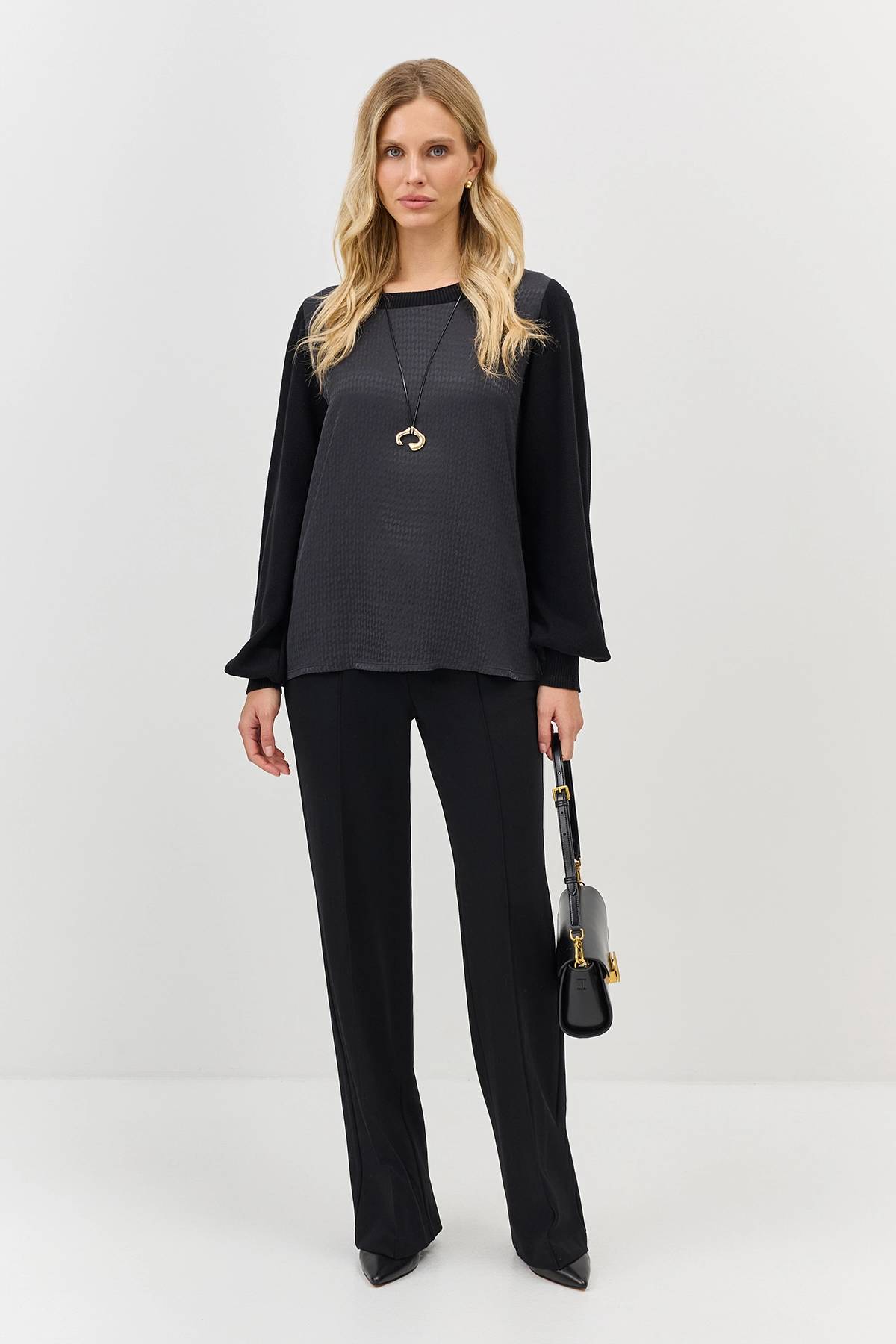 Лимитрированная серия комбинированная блузка из фактурной вискозы с ремнем, 36