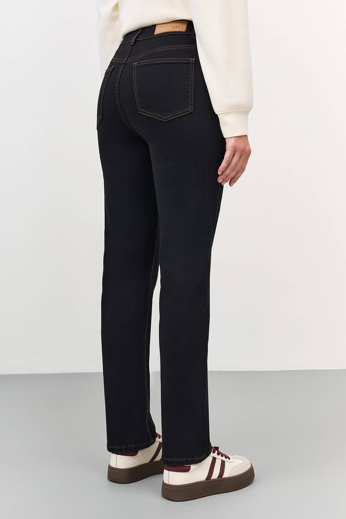 Черные джинсы Slim, 42