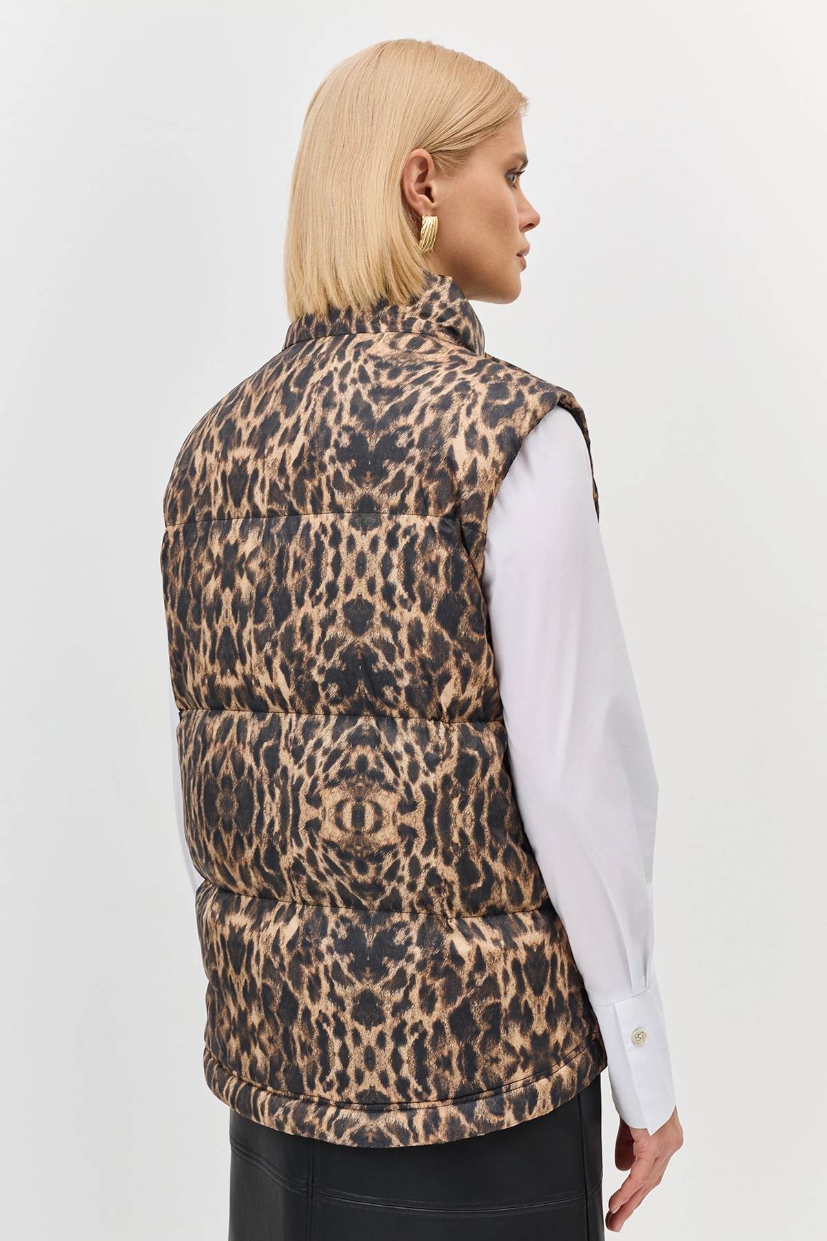 Лимитированная серия жилет с анималистичным принтом и палантин, 34