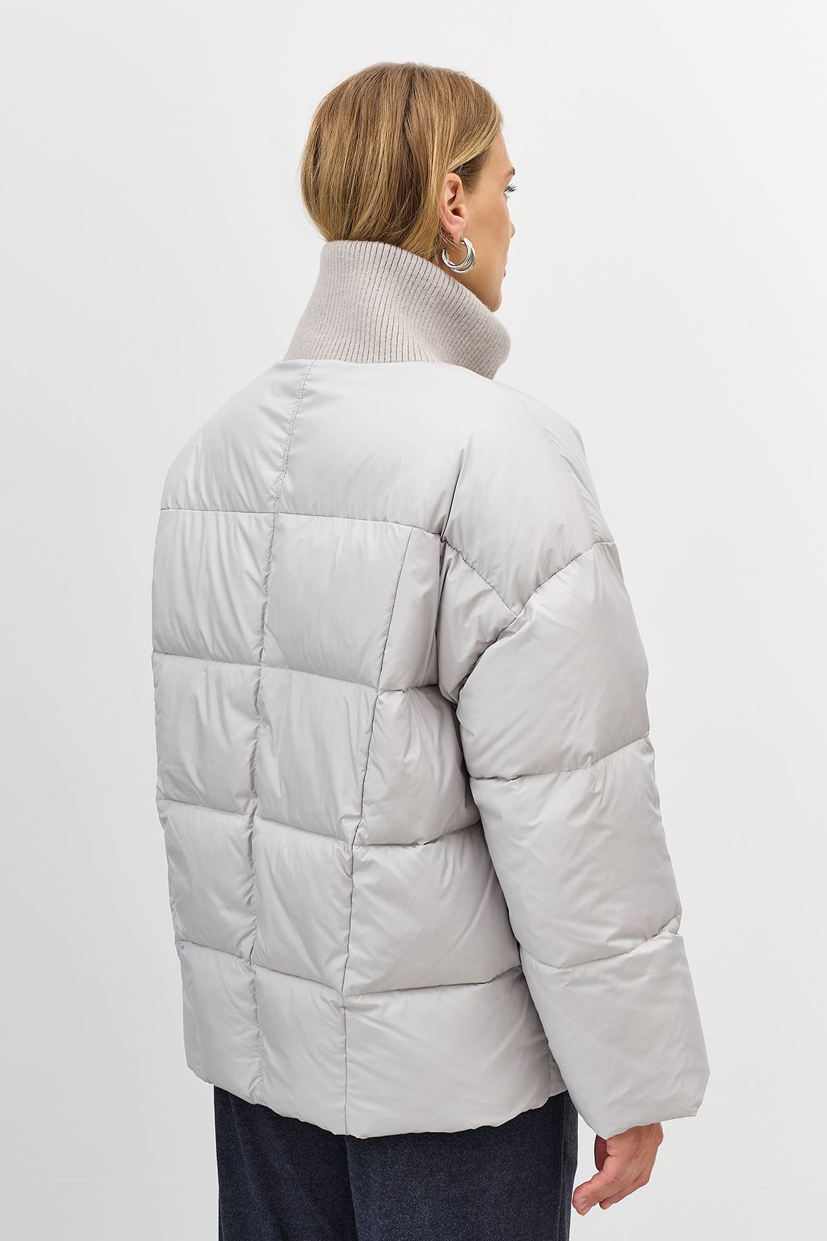 Лимитированная серия минималистичная куртка с вязаным воротником с палантином, 46