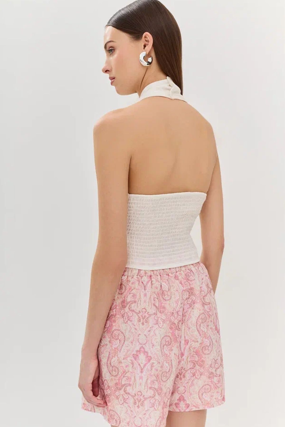 Элегантный топ с открытой спиной, 40р