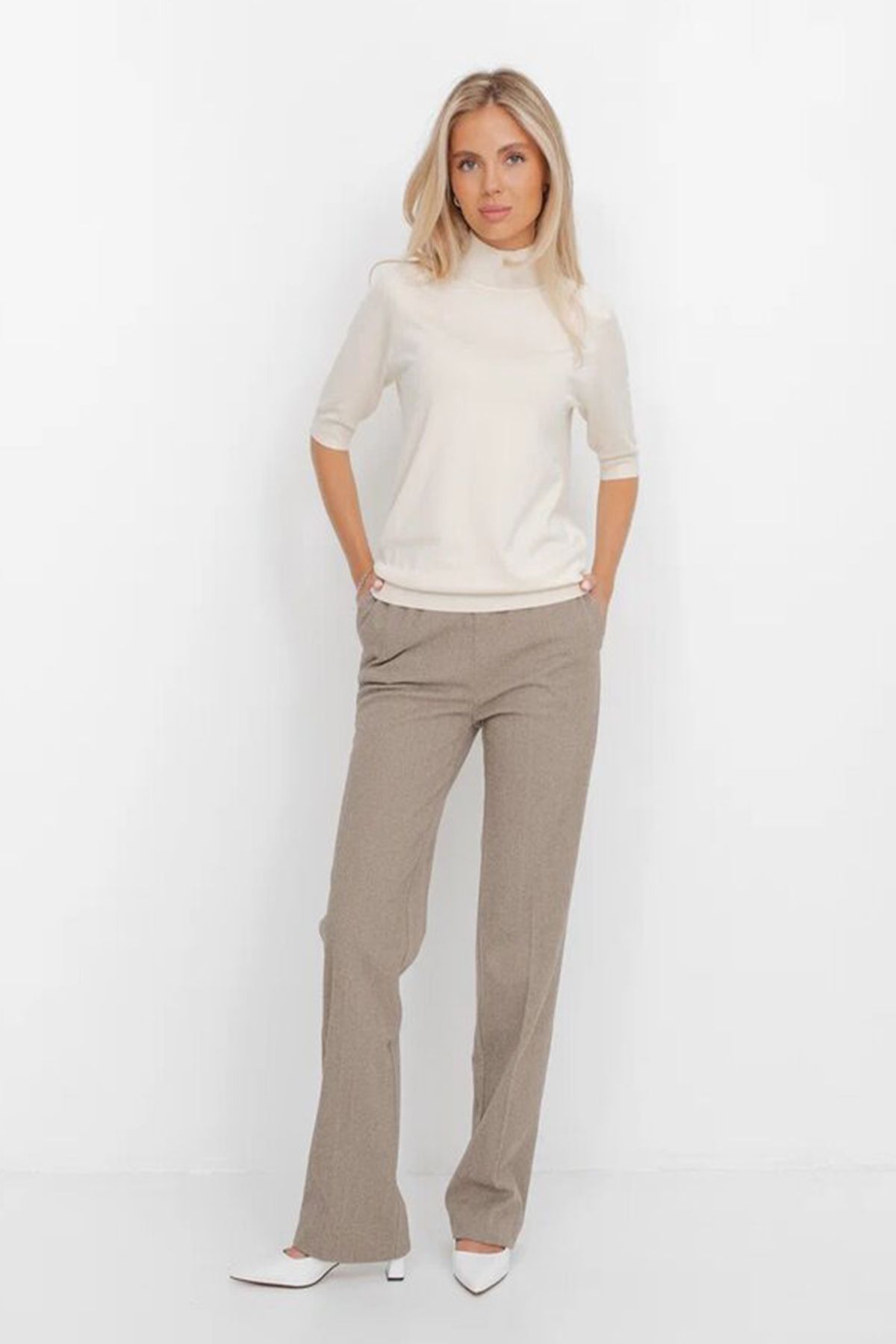 Брюки с боковыми карманами, 42р