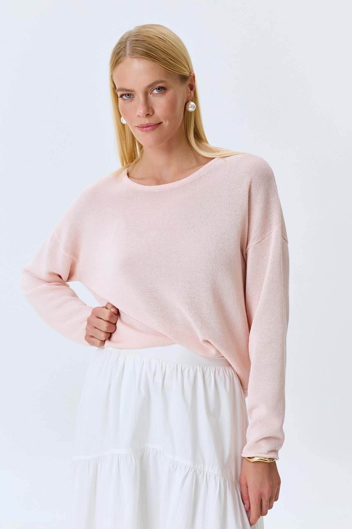 Яркий вязаный джемпер, 44