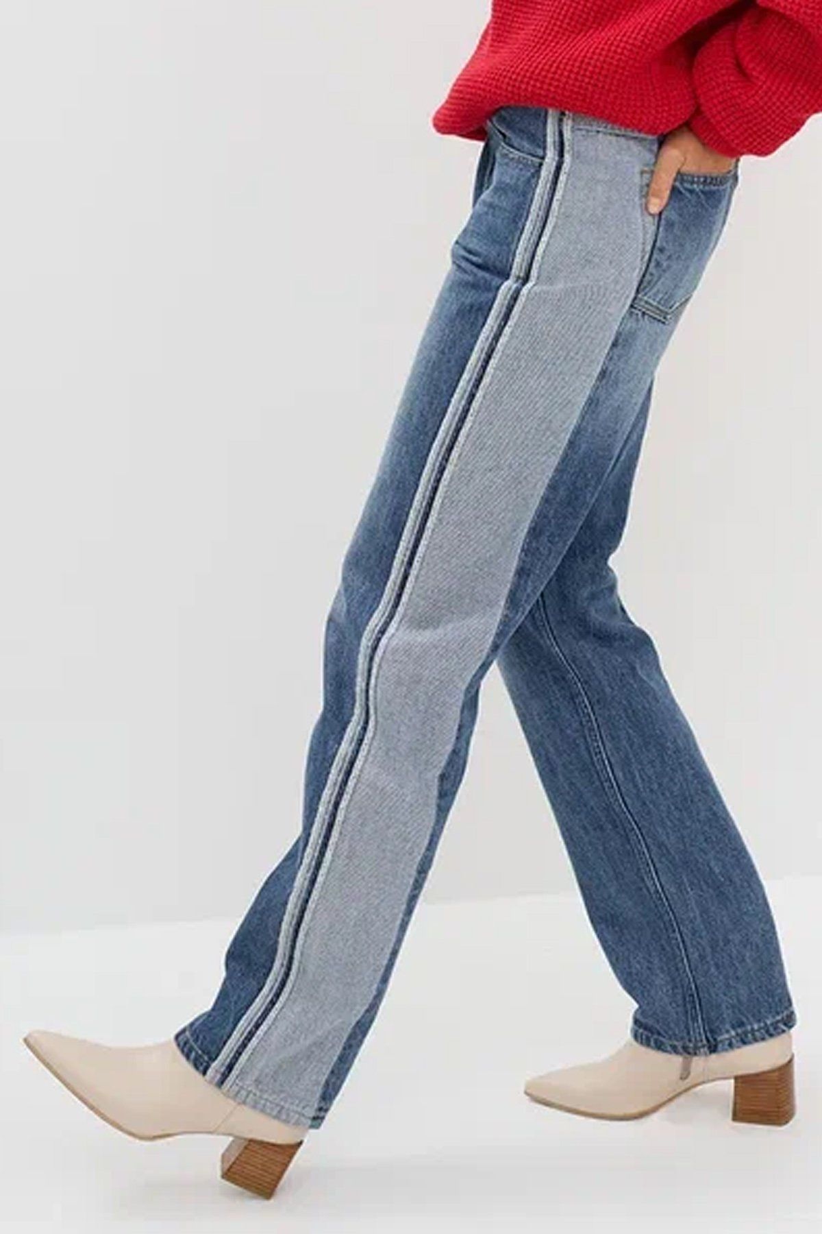 Джинсы с широкими вставками в стиле color block, 40р