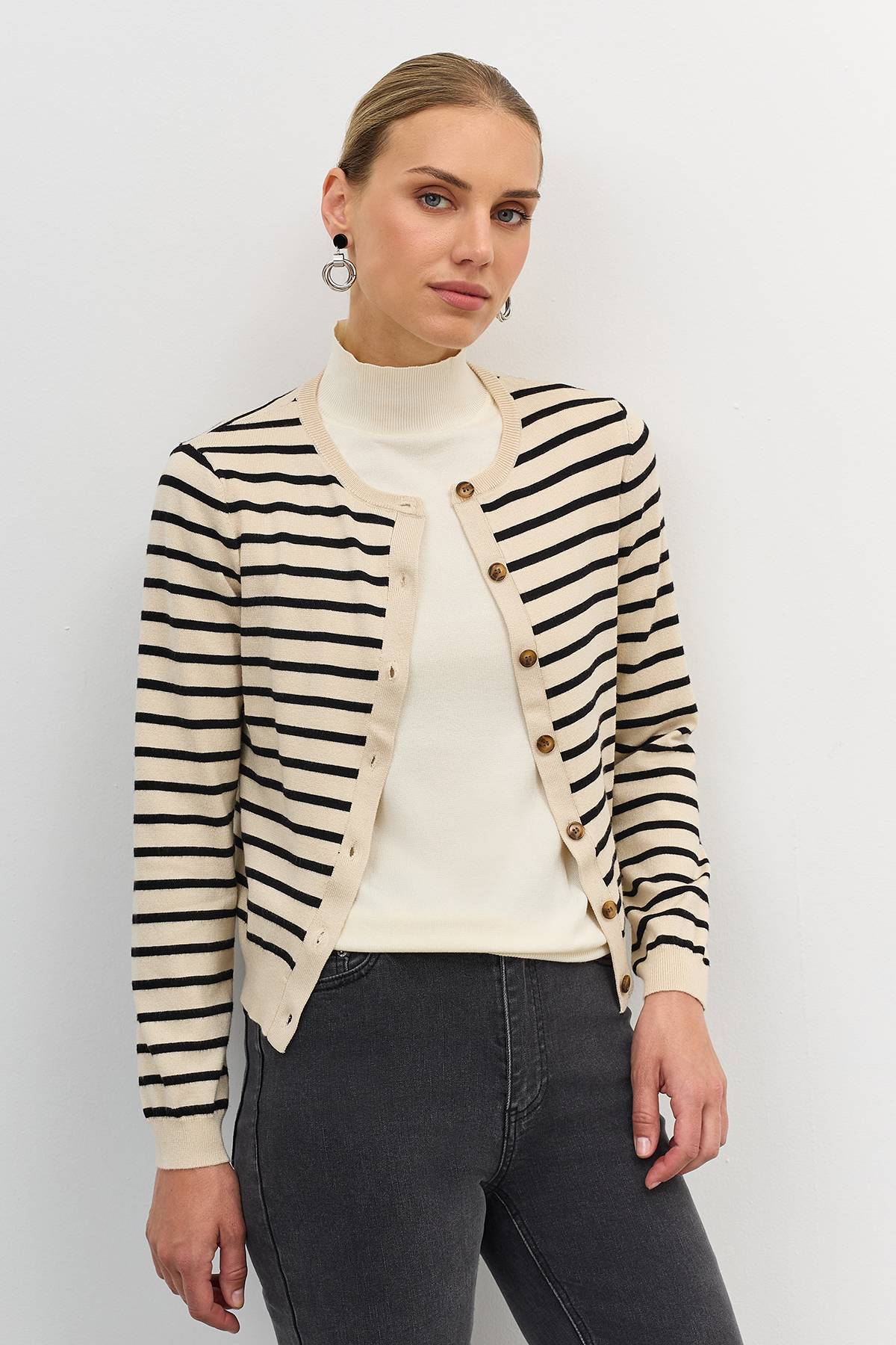 Вязаный кардиган в тонкую полоску, 44