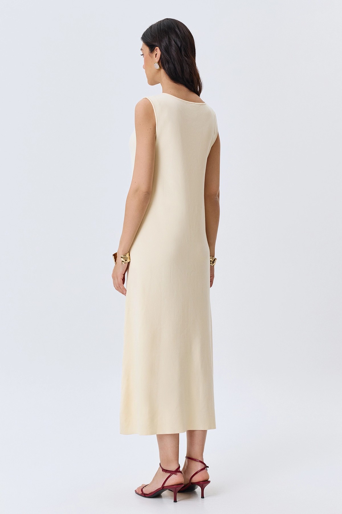 Молочное вязаное платье из лиоцелла, 50