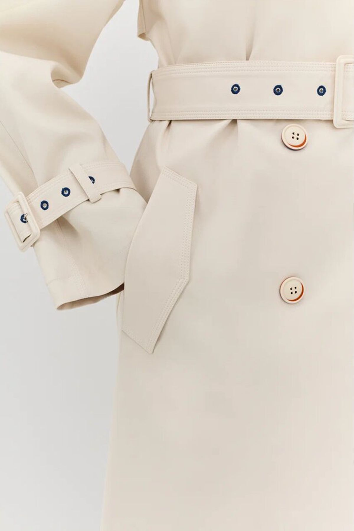 Изящный плащ миди с ремнем, 52р