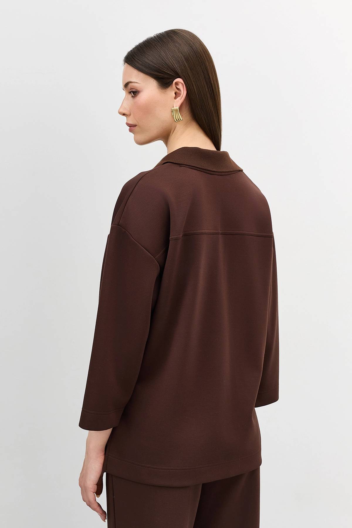 Лимитированная серия джемпер из вискозы с воротником-поло и ремень, 42