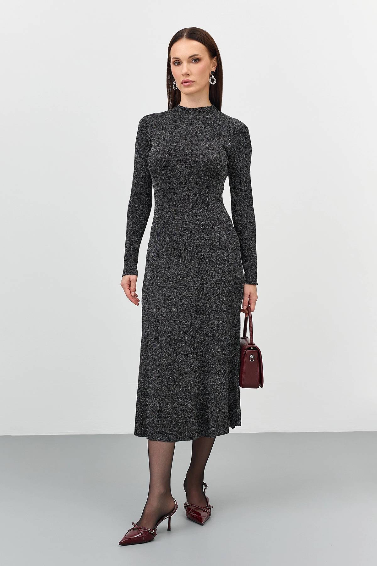 Лимитированная серия платье с мерцающим люрексом и отрытой спиной и ремень, 42