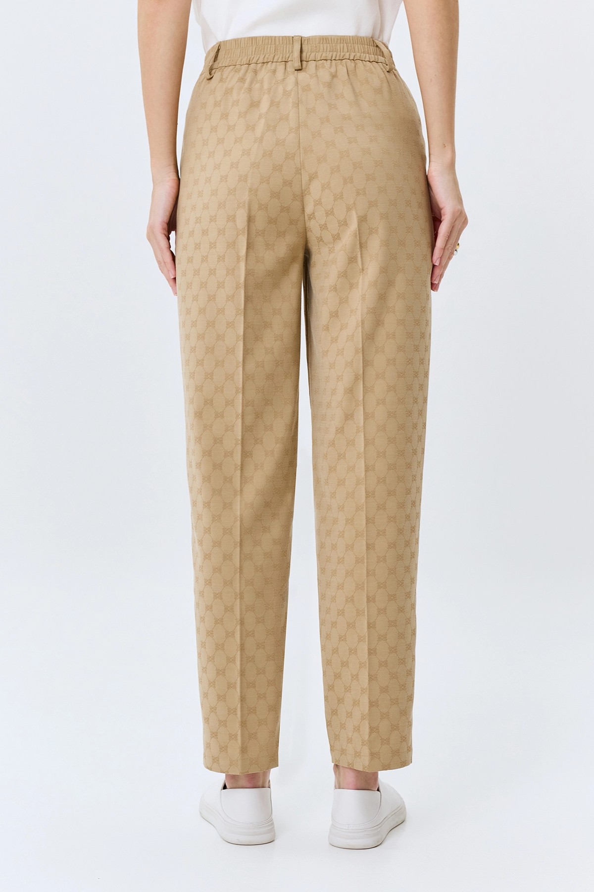 Брюки из брендированного текстиля, 44