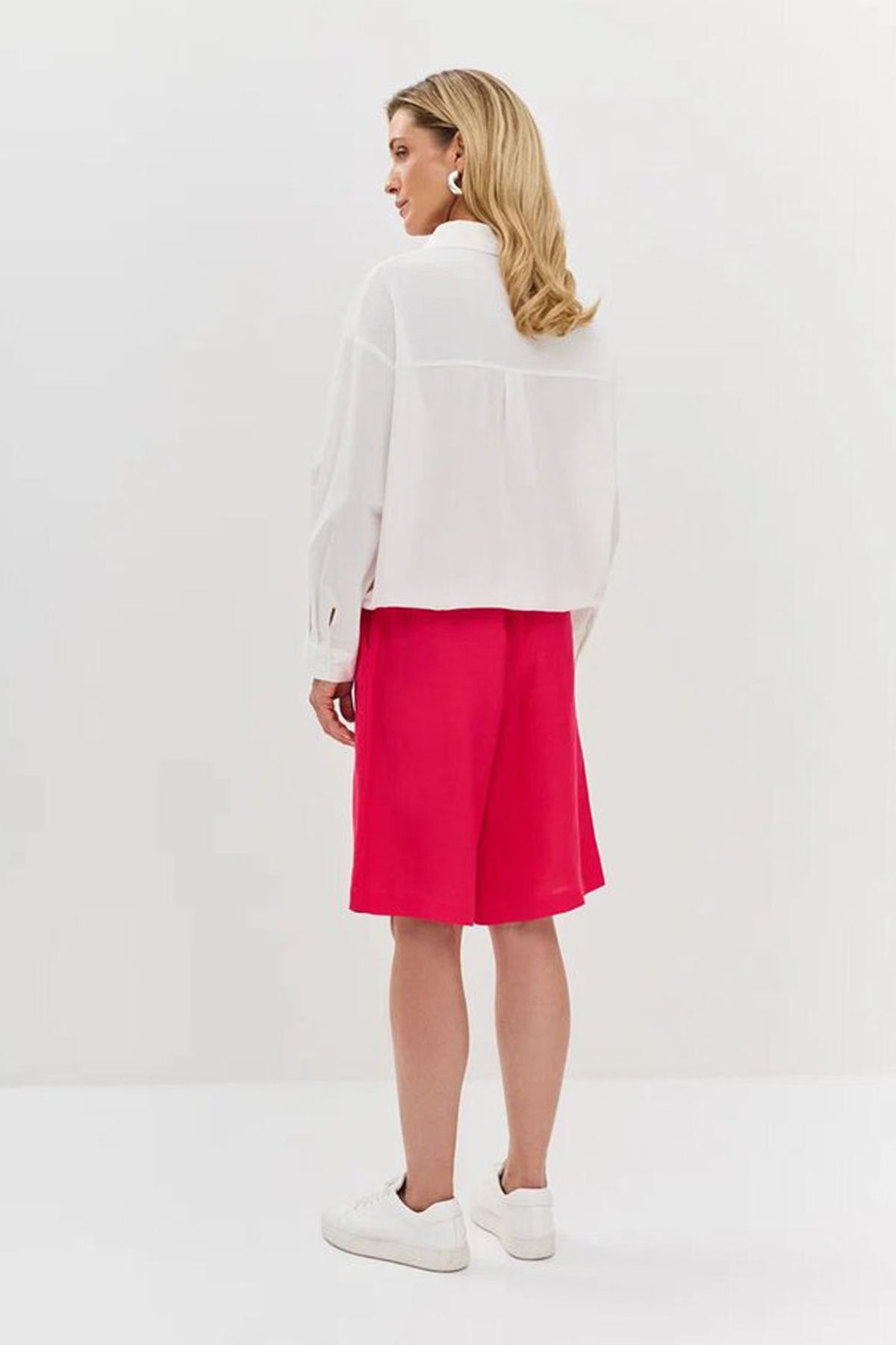 Яркие шорты с карманами, 42р