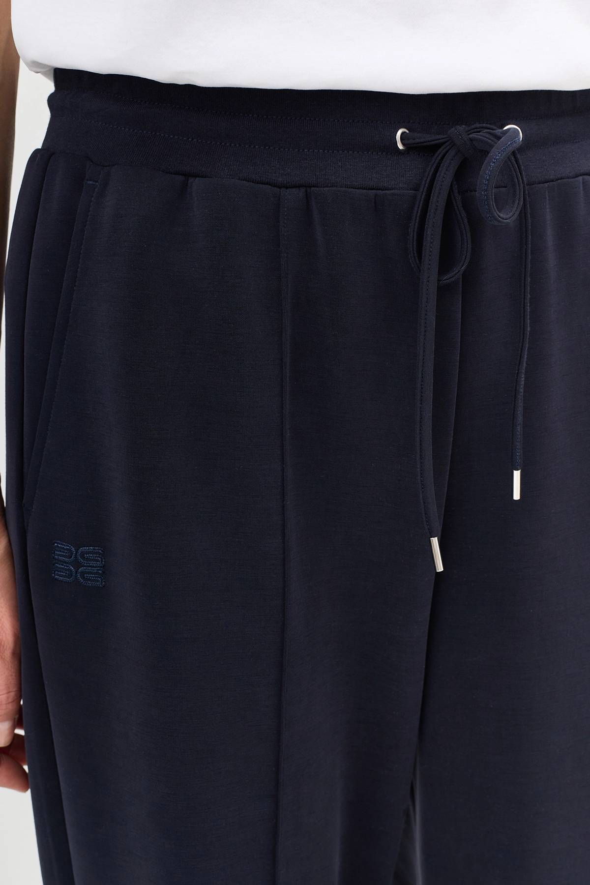 Трикотажные брюки со стрелками, 36