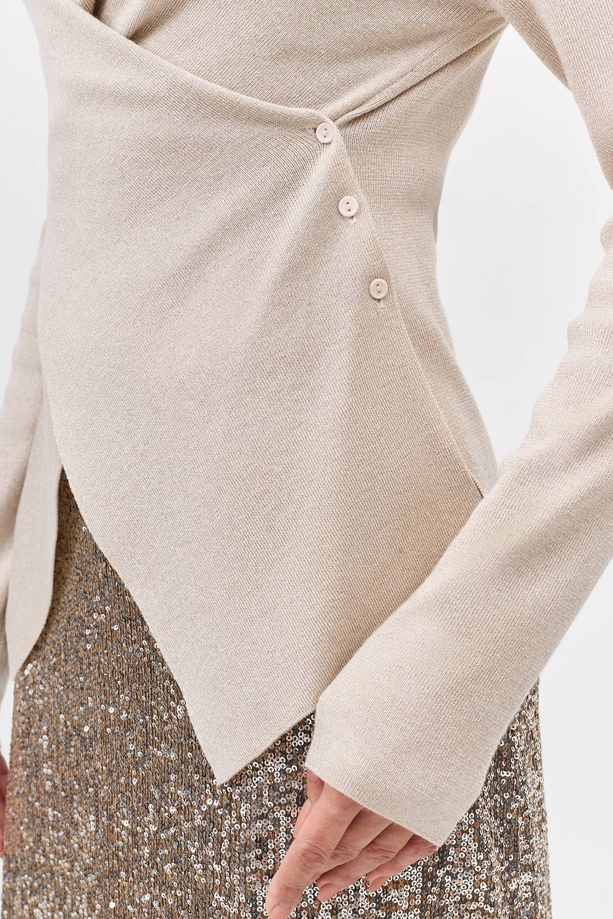 Лимитированная серия джемпер с элегантой драпировкой и ремень, 34