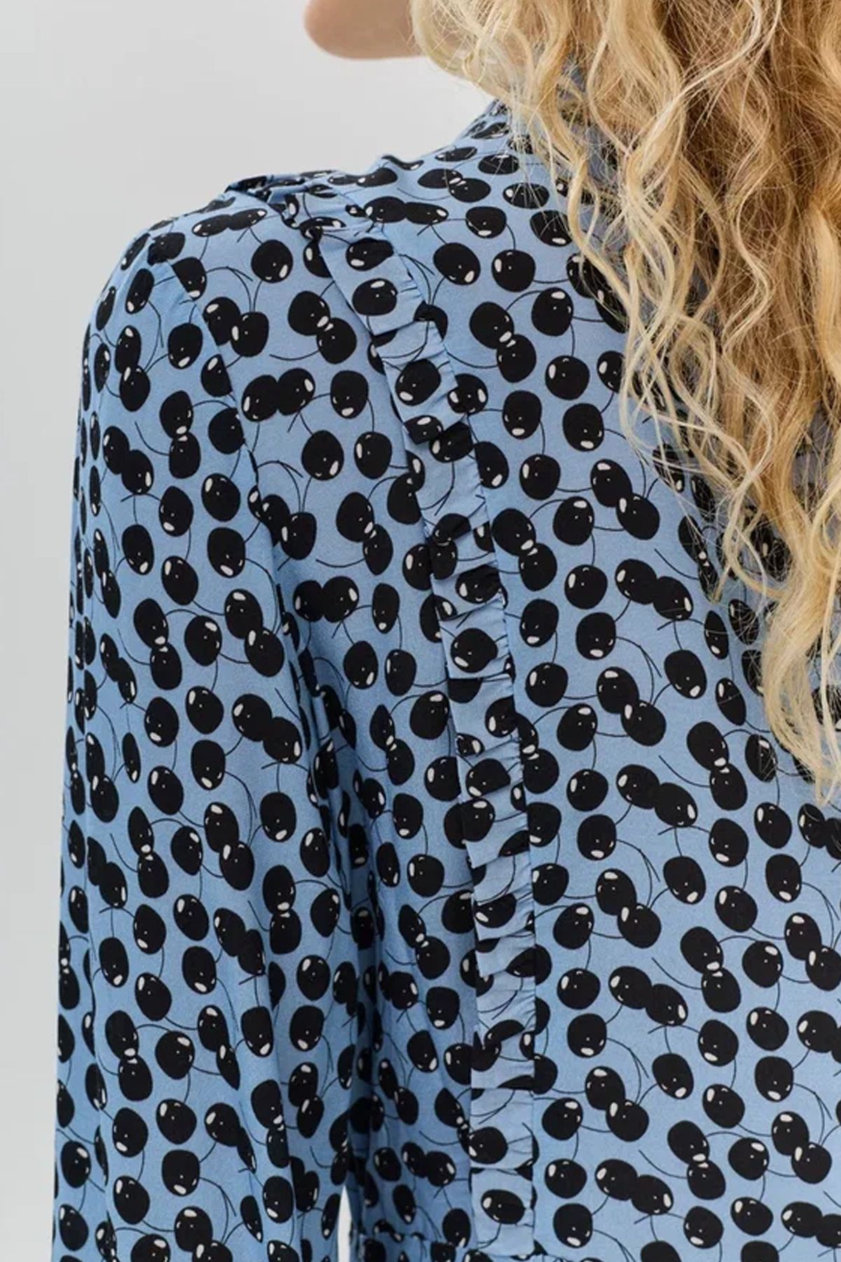 Элегантное платье из вискозы, 48р