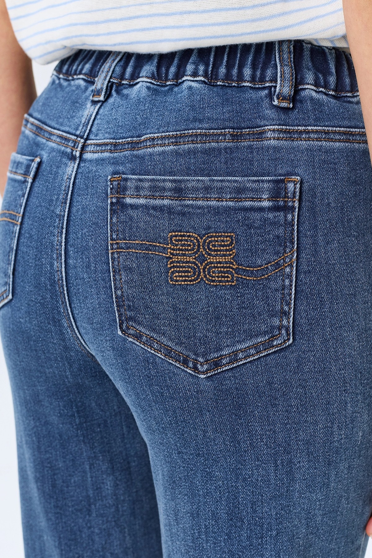 Джинсы Straight fit с акцентными отворотами, 36