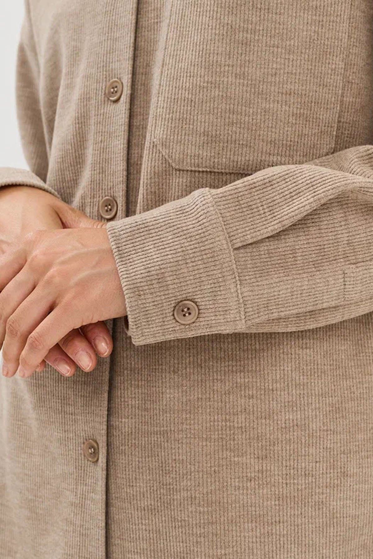 Фактурная блузка из вельвета в мелкий рубчик, 42р