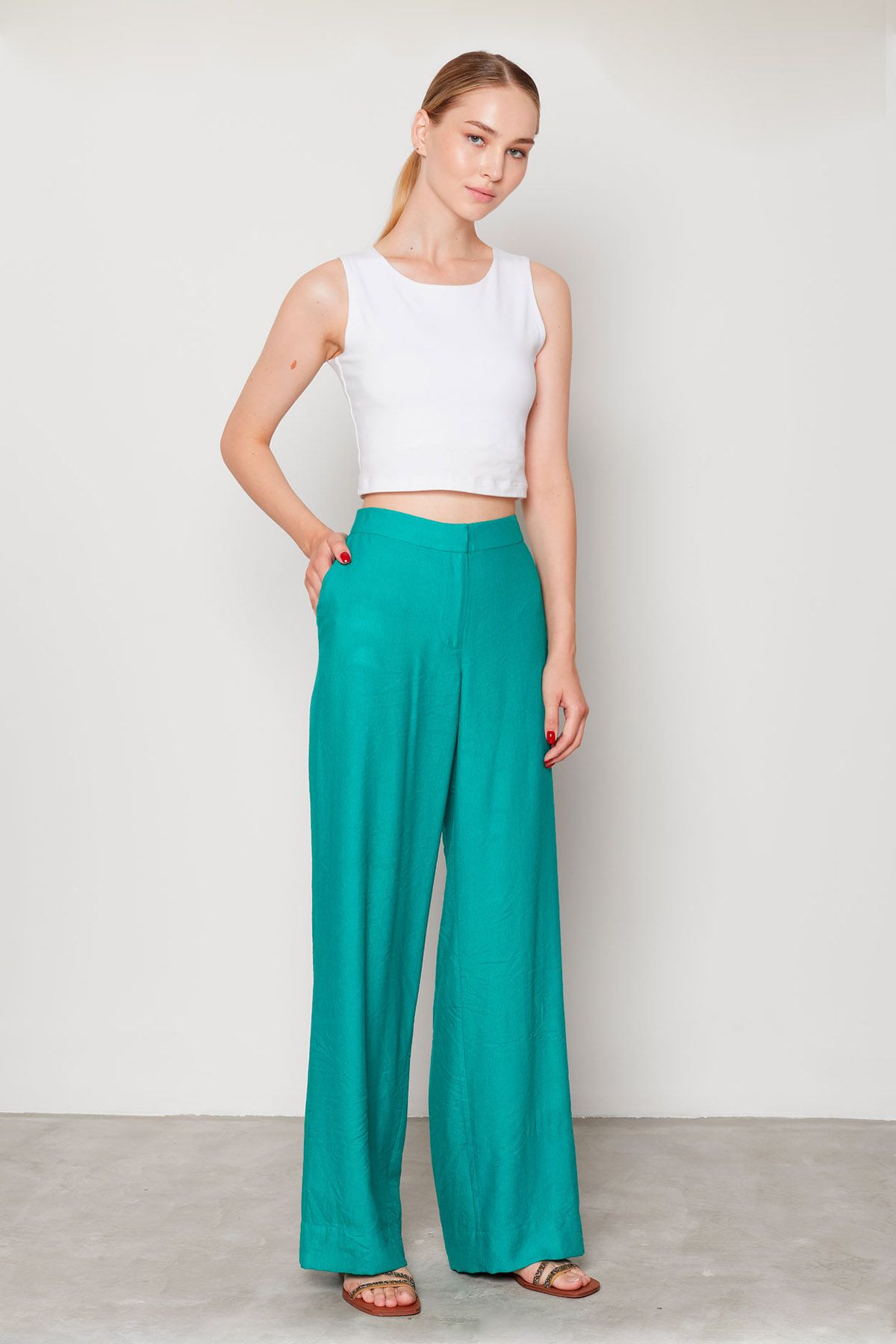 Брюки из струящейся ткани, 42р