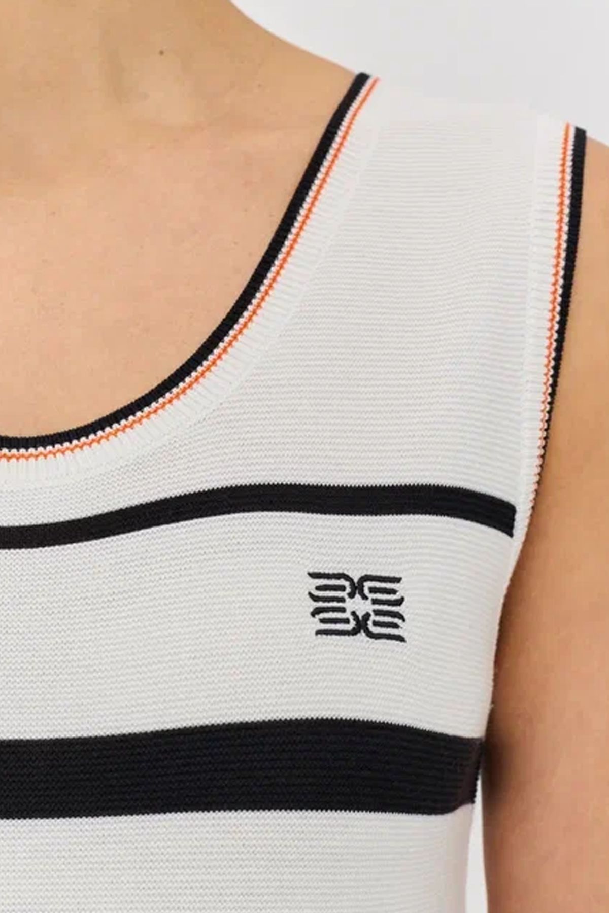 Трикотажный джемпер с полосатым принтом, 42р