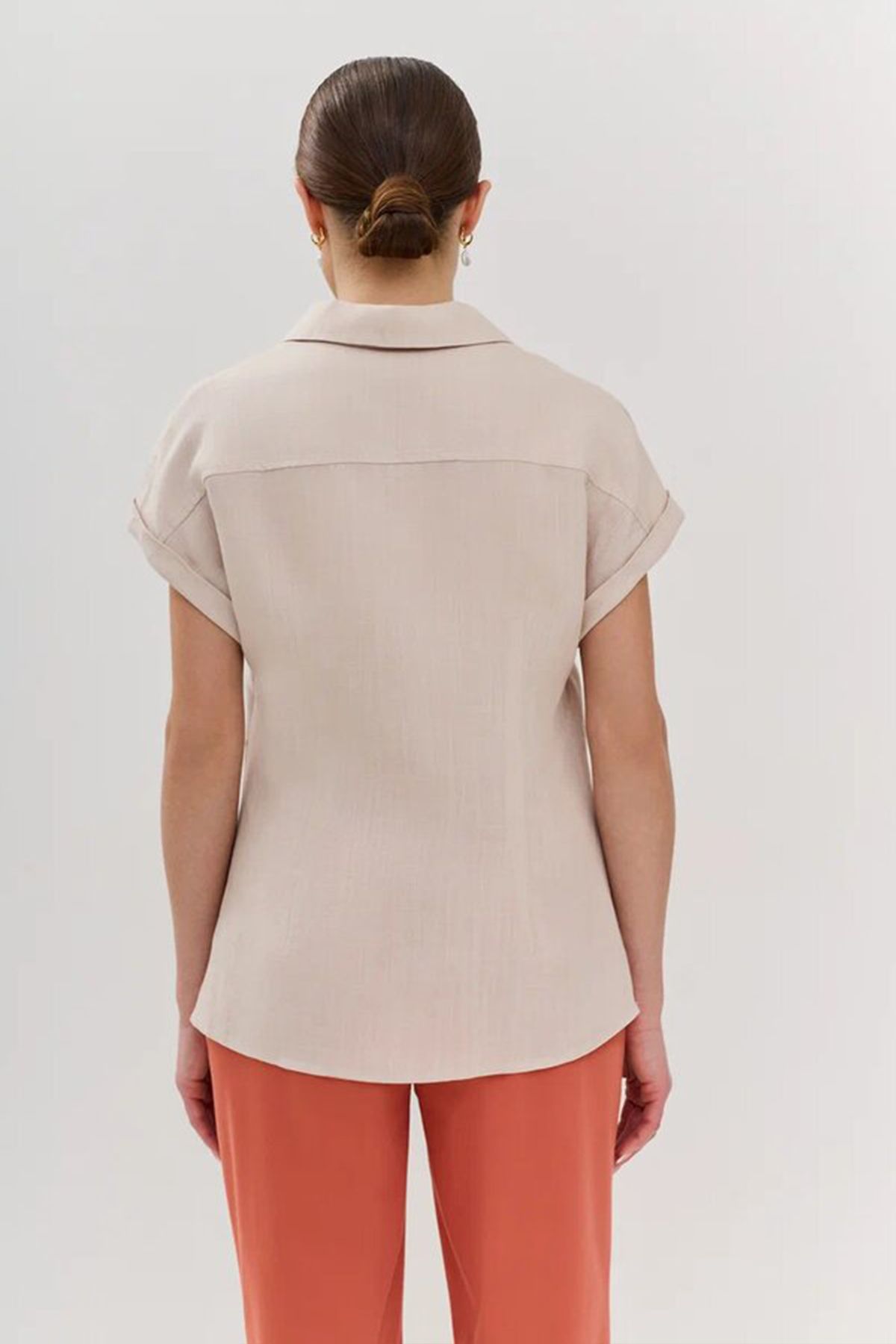 Блузка молочного цвета с коротким рукавом, 44р