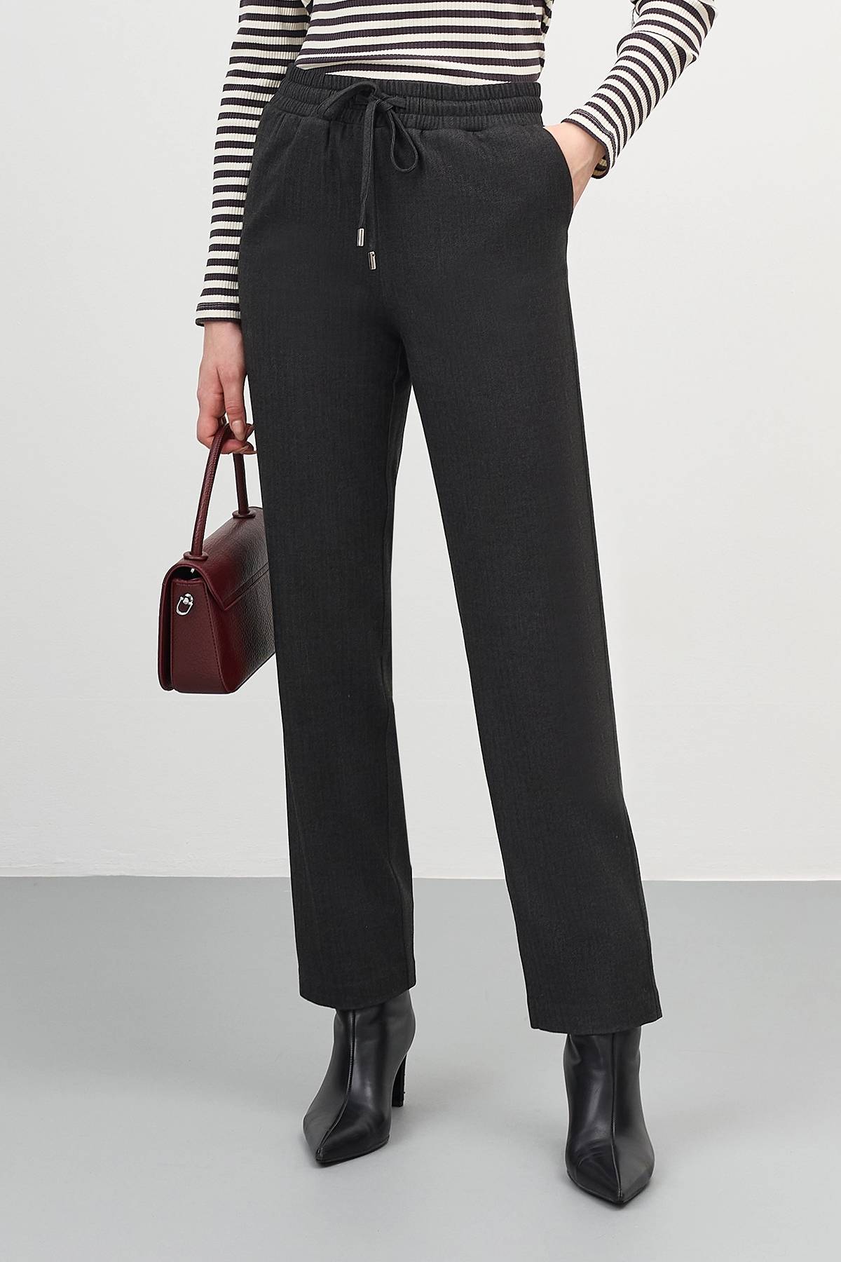 Комфортные брюки на широком поясе, 50