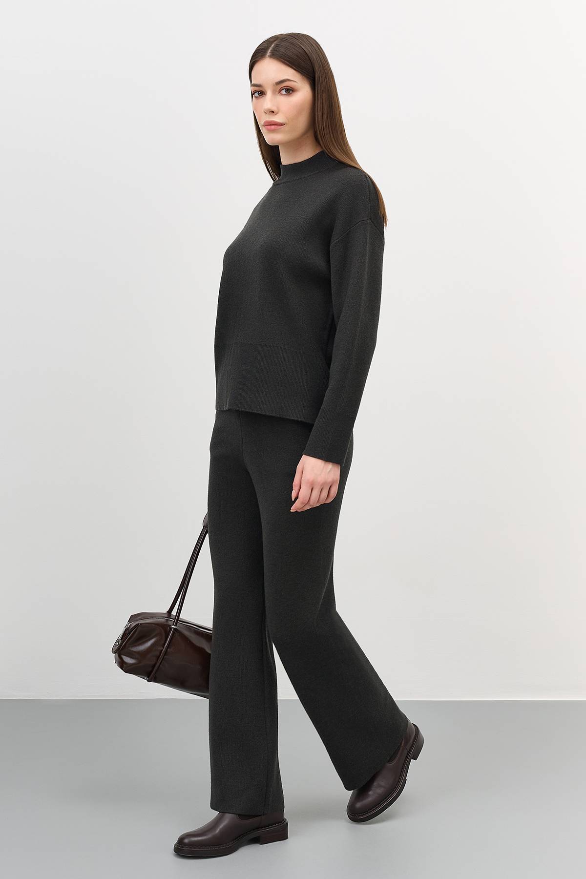 Вязаные брюки с шерстью, 46