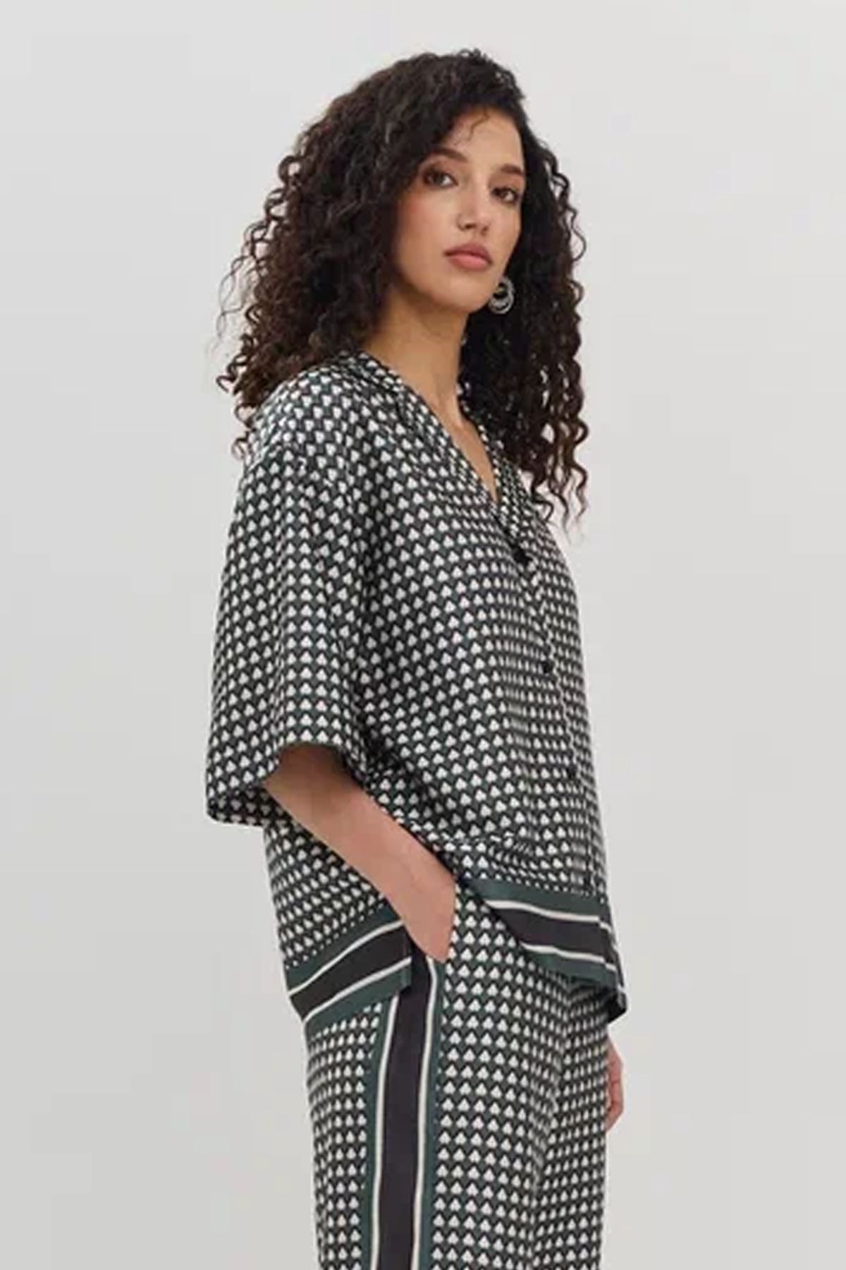 Блузка с эффектным принтом, 48р