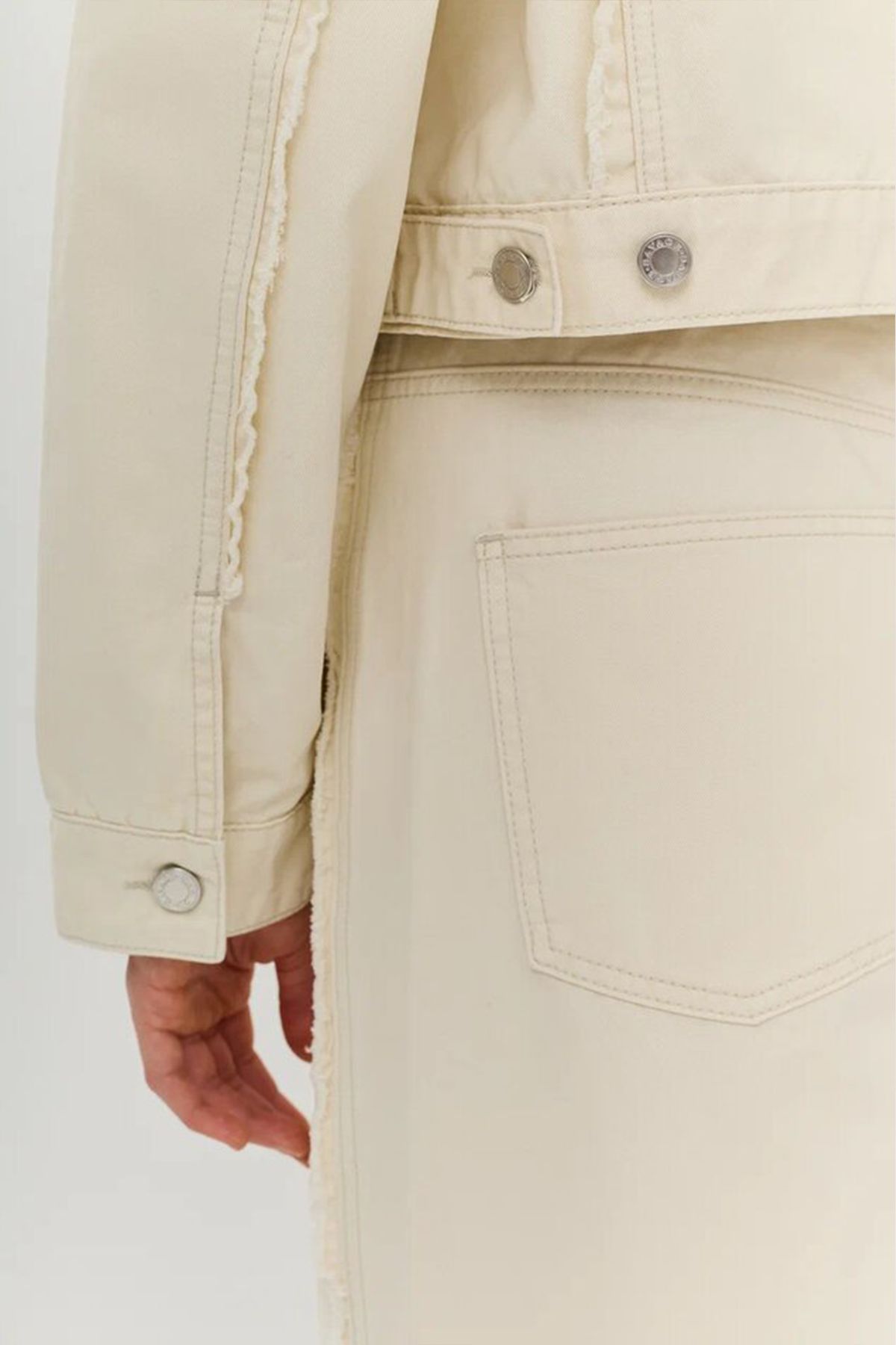 Укороченный жакет с отложным воротником, 40р