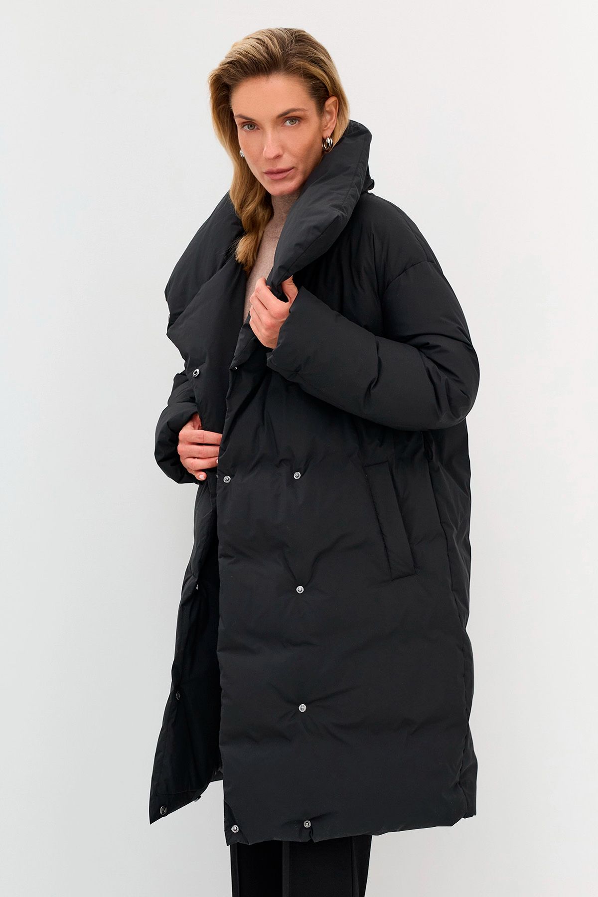 Минималистичное пальто на запа?х, 42р