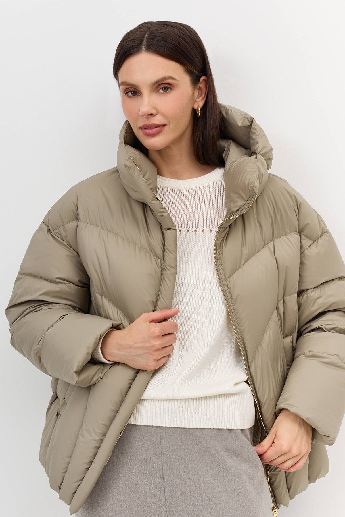 Лимитированная серия куртка оливковая с палантином, 36