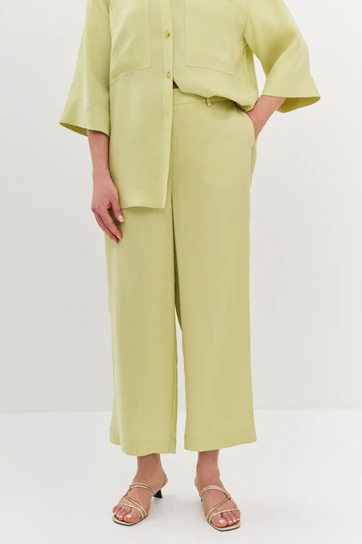 Брюки-кюлоты из 100% тенсела, 50р