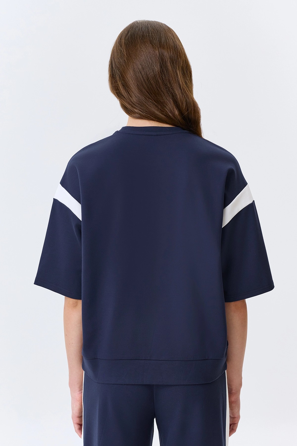 Джемпер с контрастными вставками, 40