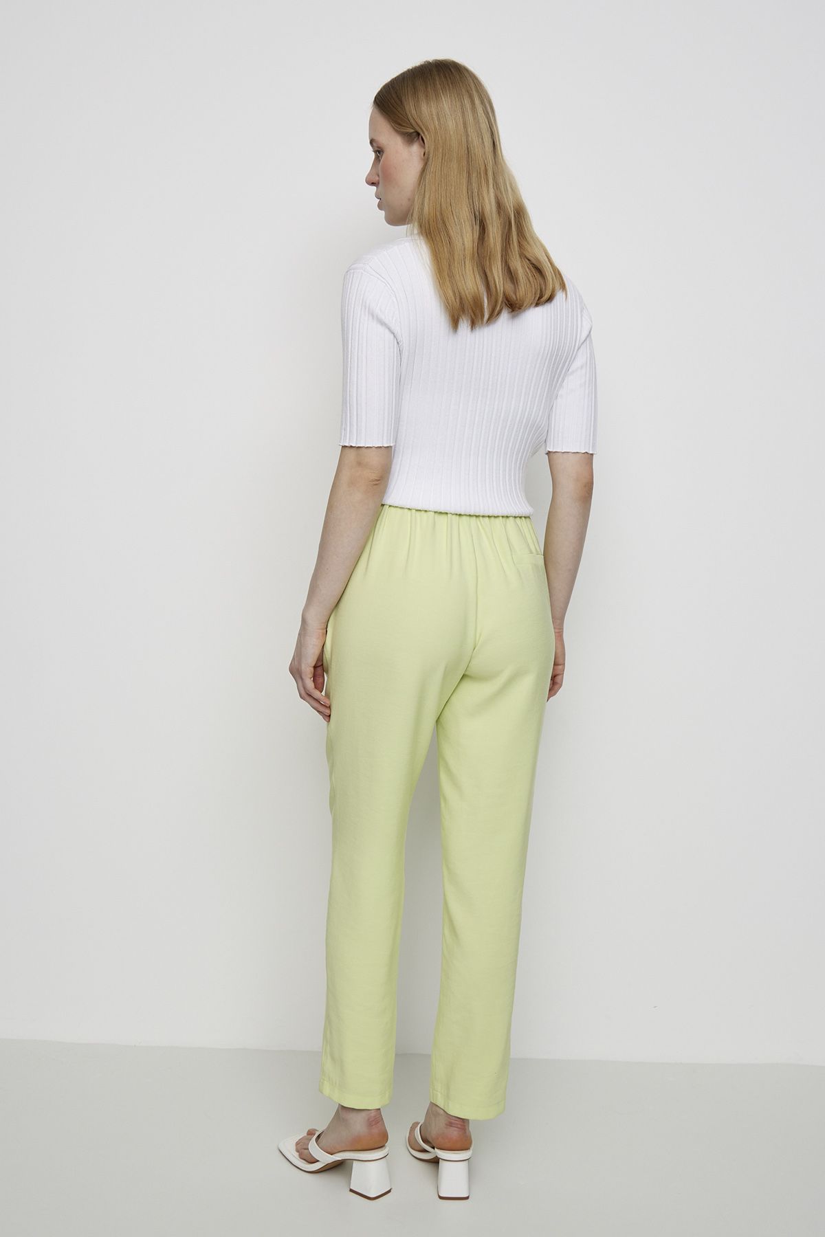 Брюки с зауженными штанинами, 44р