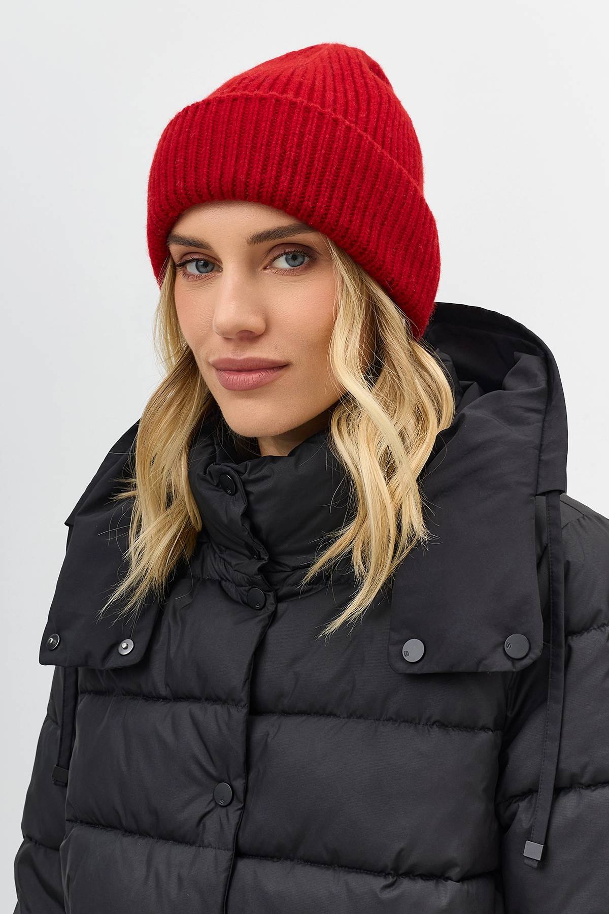 Красная шапка бини из 100% шерсти, One