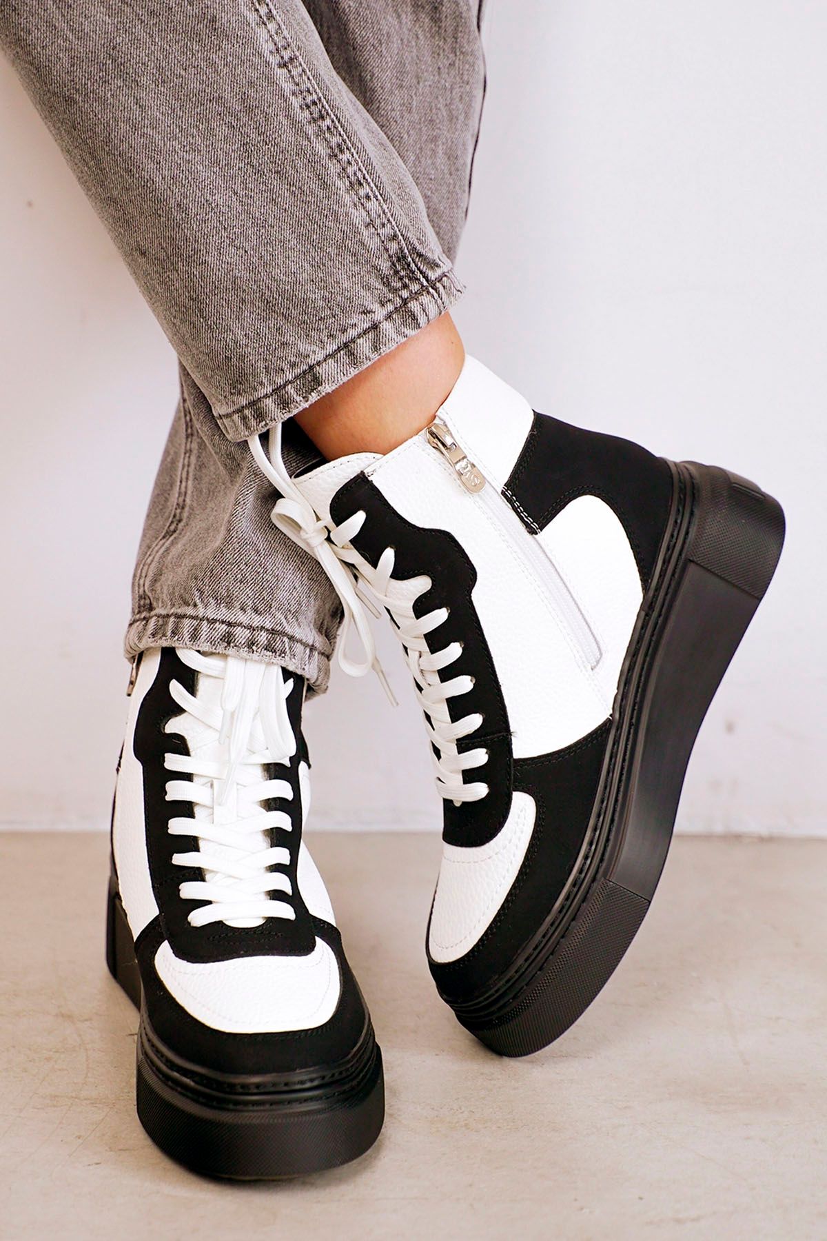 Утепленные высокие кроссовки SVG5M-AW24-019VN, 40р