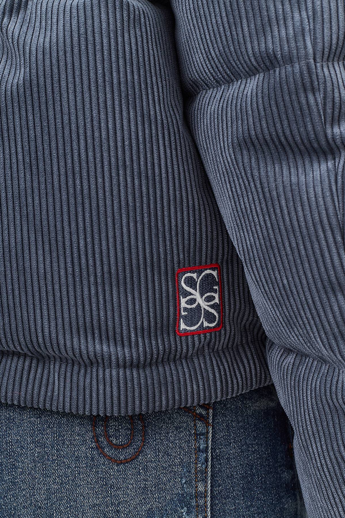 Лимитированная серия Укороченная вельветовая курткас палантином, 42