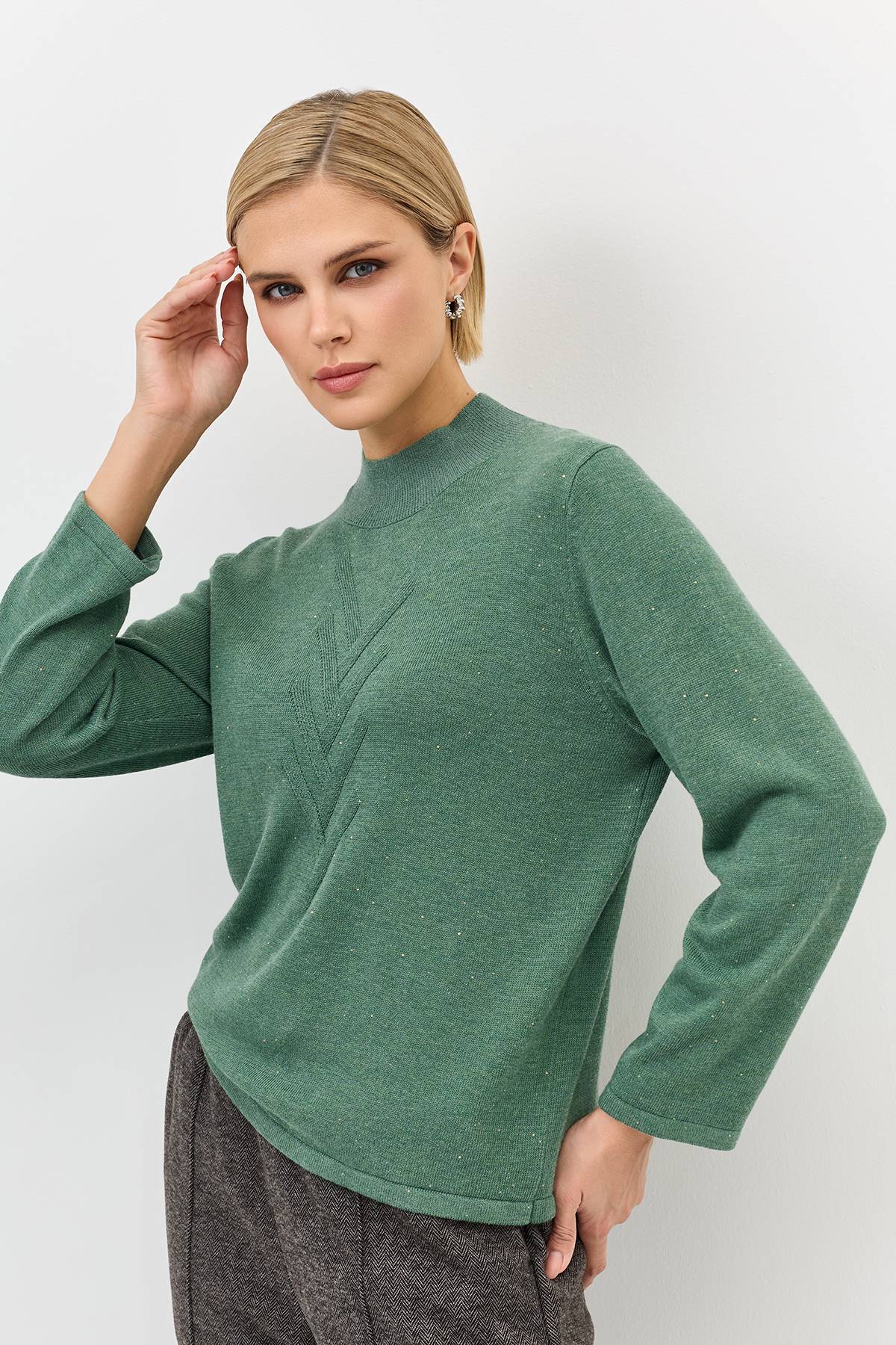 Лимитированная серия джемпер с мерцающими пайетками с палантином, 36