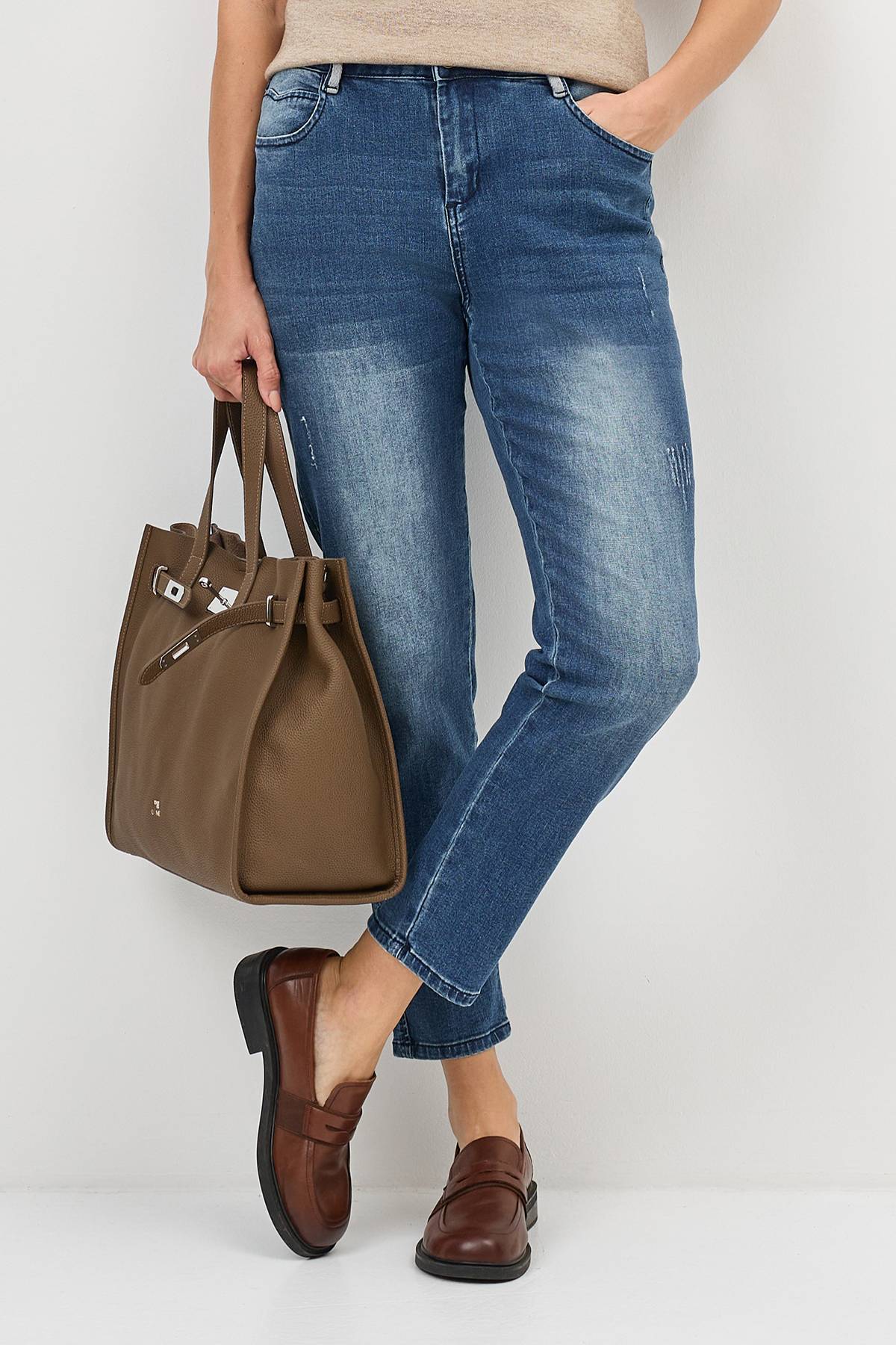 Классические джинсы прямого кроя со средней посадкой, 44