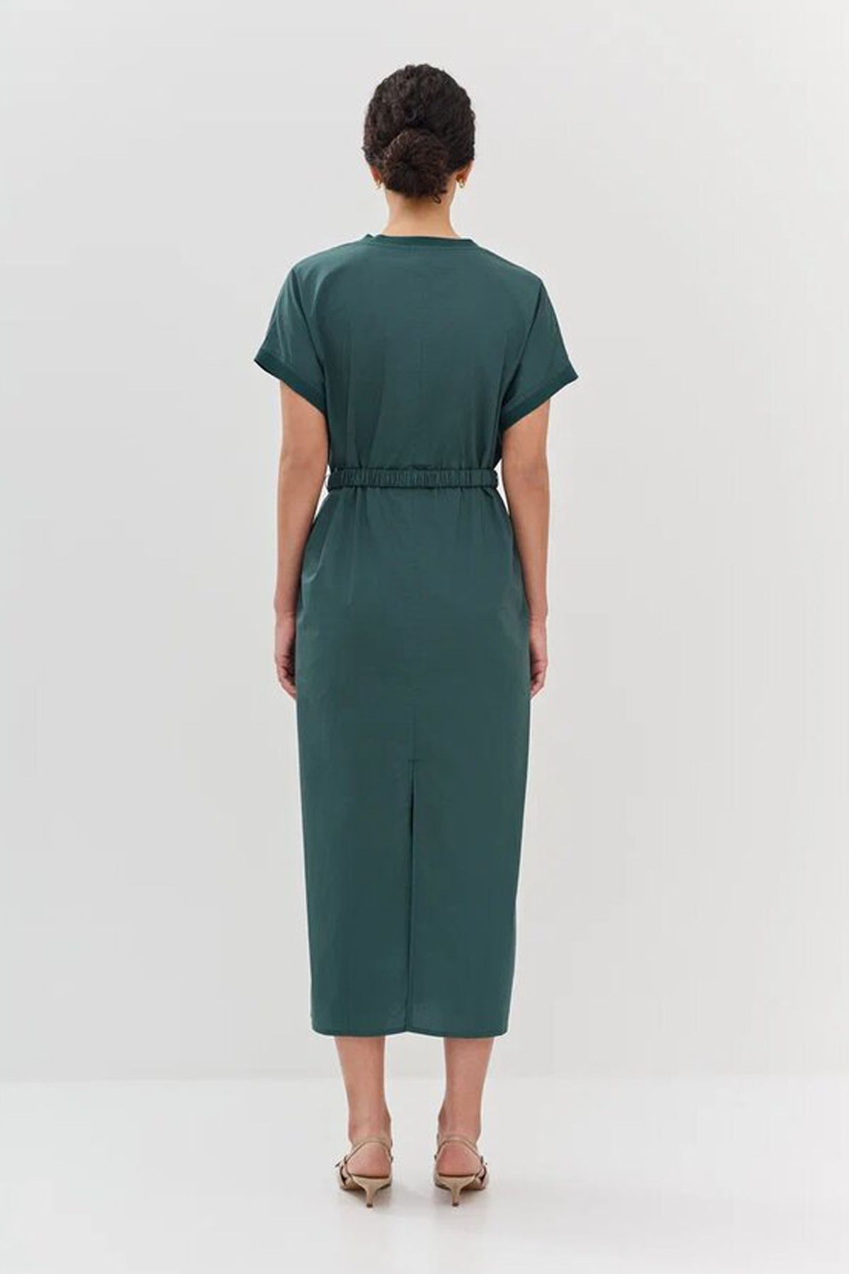 Платье из хлопка с поясом в графитовом цвете, 42р