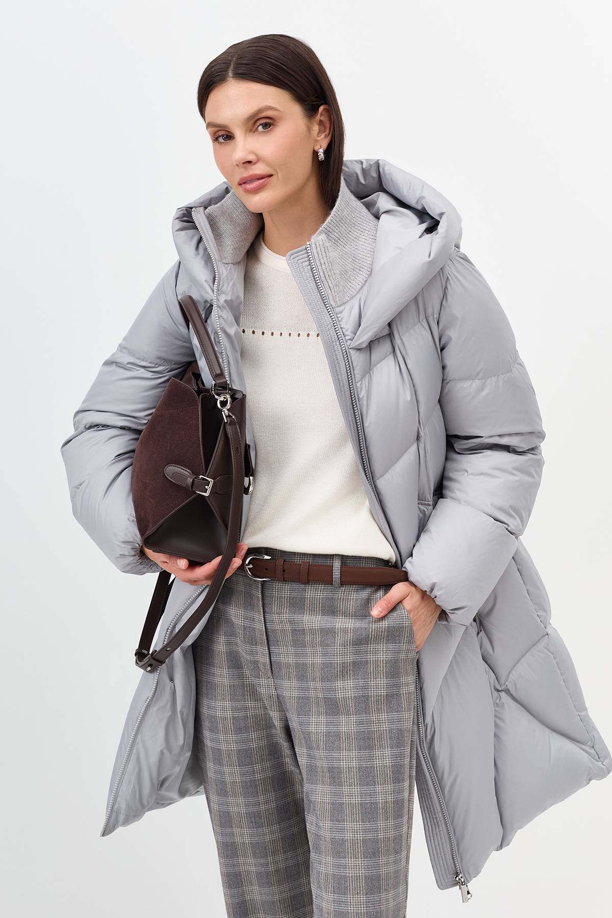 Лимитированная серия объемный пуховик с фигурной стежкой с палантином, 40