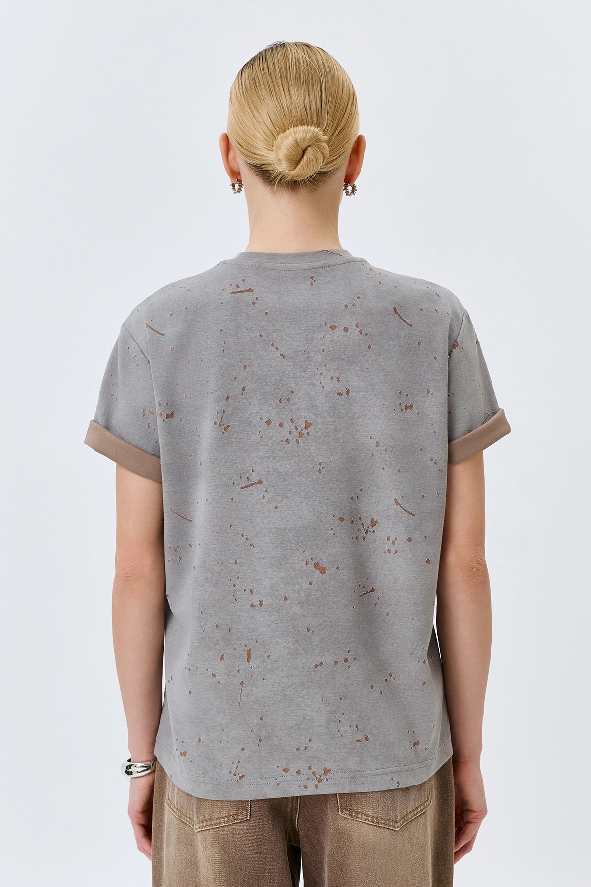 Футболка с дестроями в стиле "College", 48