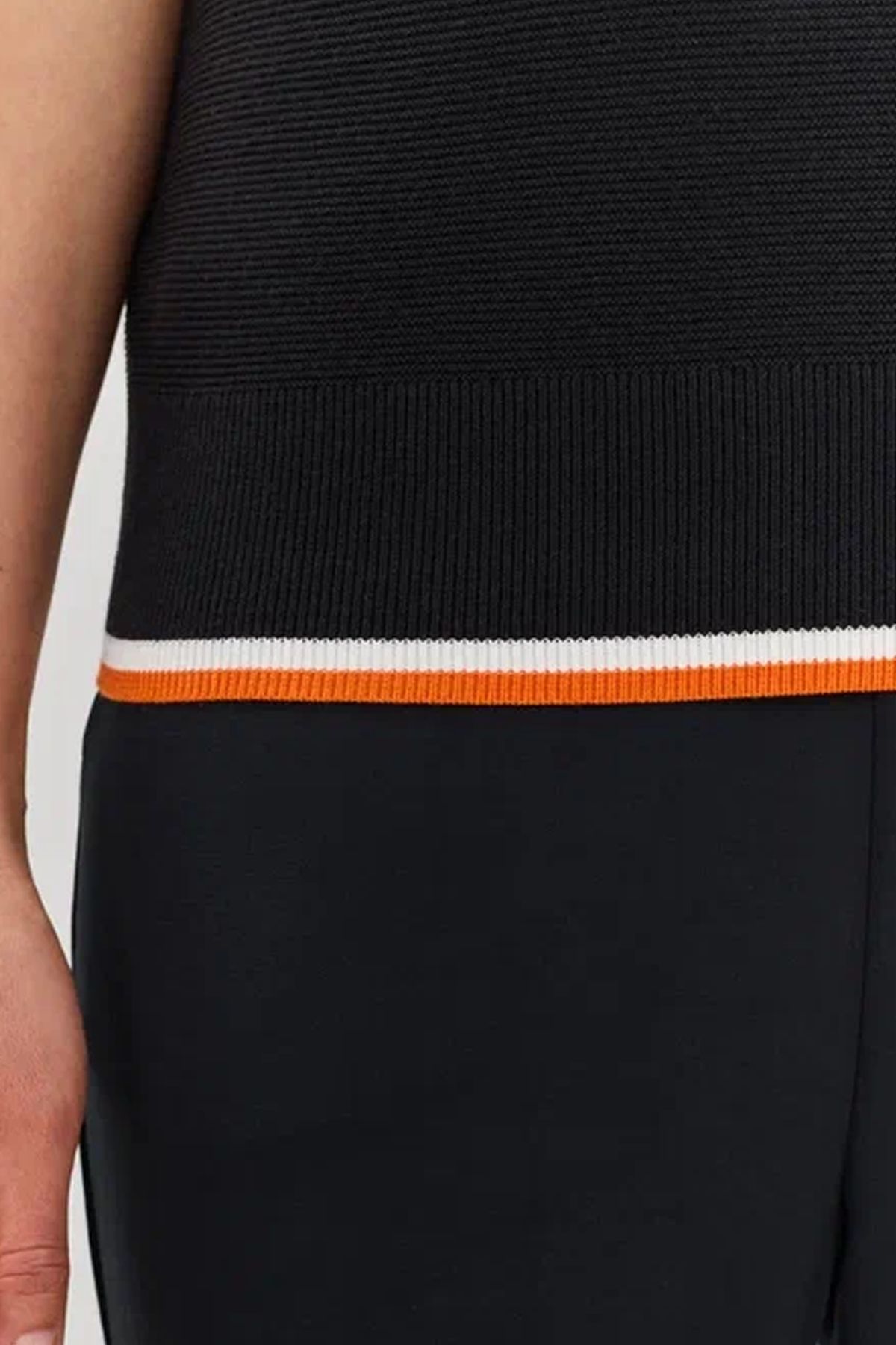 Трикотажный джемпер с полосатым принтом, 50р