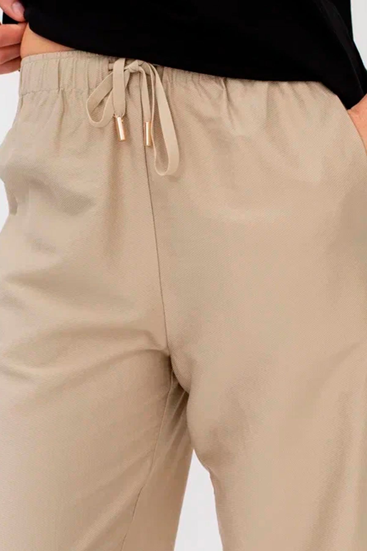 Брюки-бананы с резинкой на талии, 42р