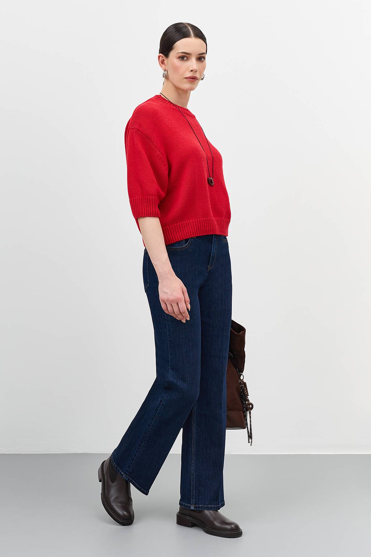 Базовые джинсы прямого силуэта, 42